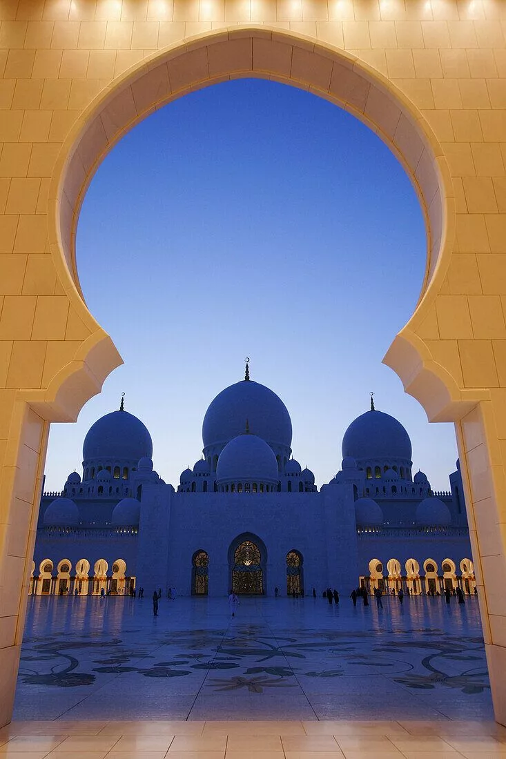 Sheikh Zayed Grand Mosque, View through
