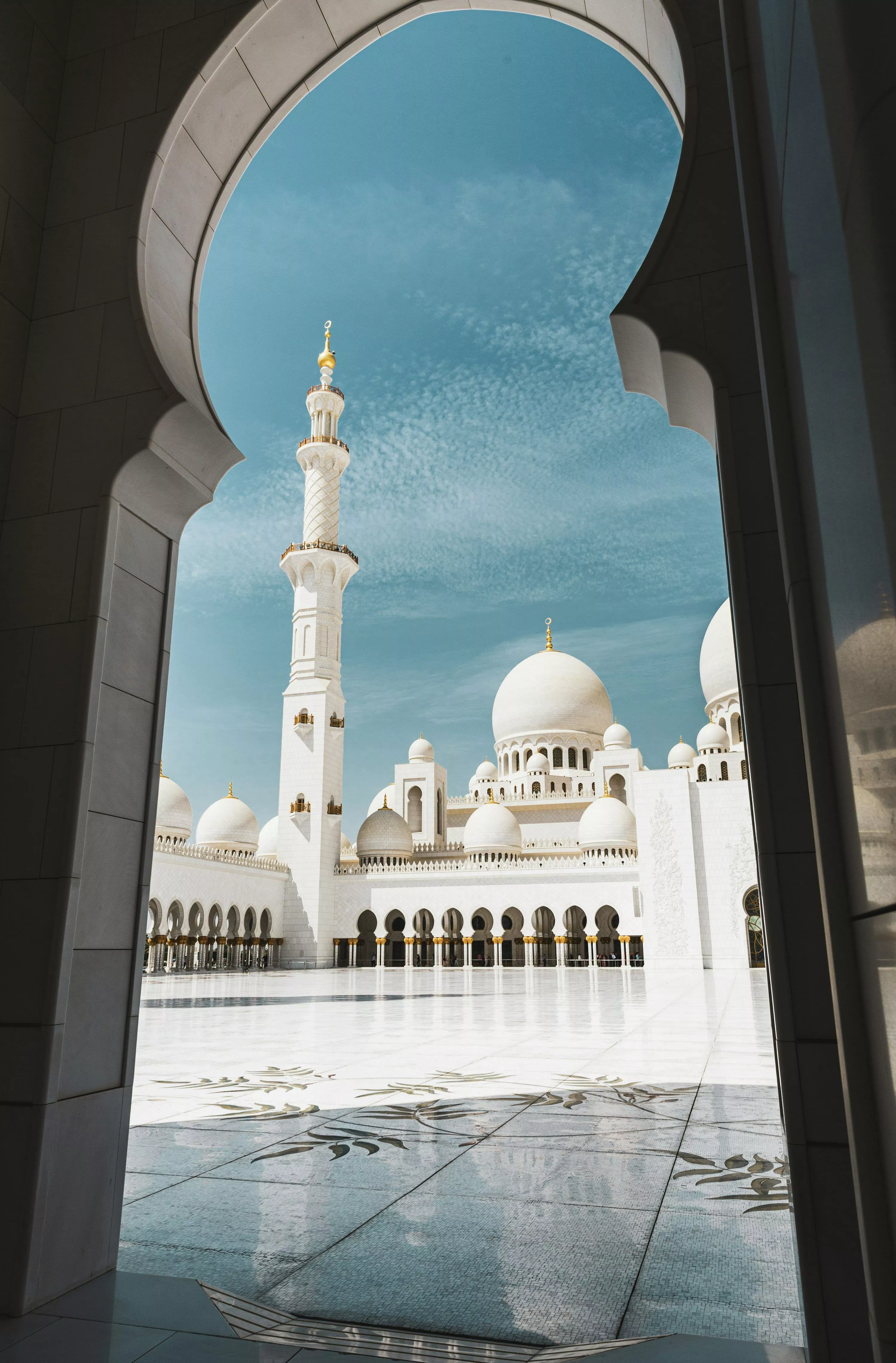 white building with Sheikh Zayed Mosque