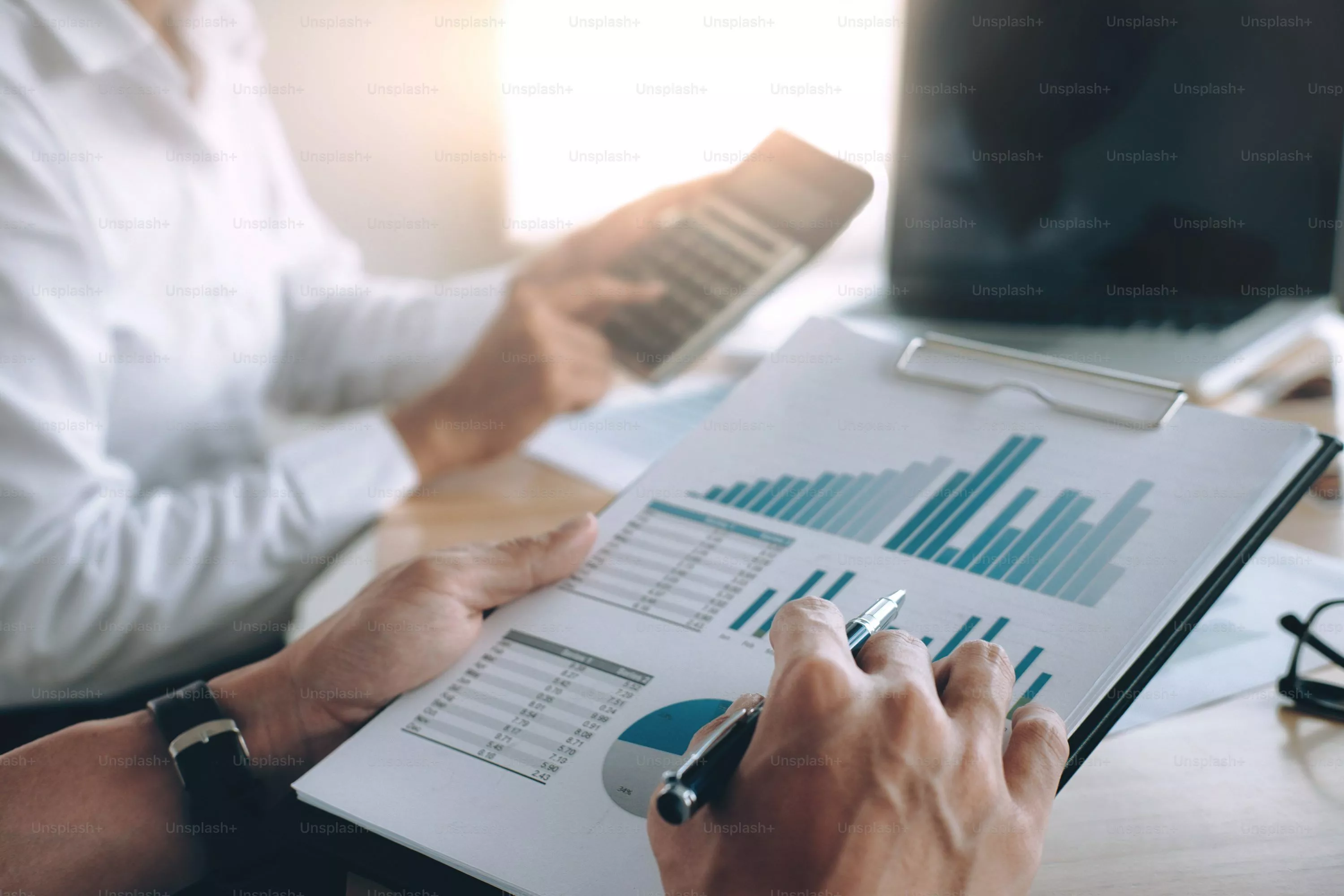 30,Business Background Picture