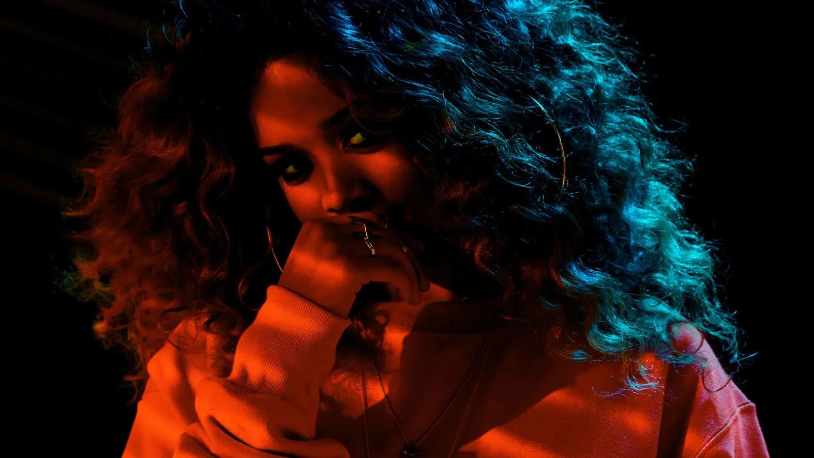 The Singer H.E.R. Wallpapers Wallpaper Cave