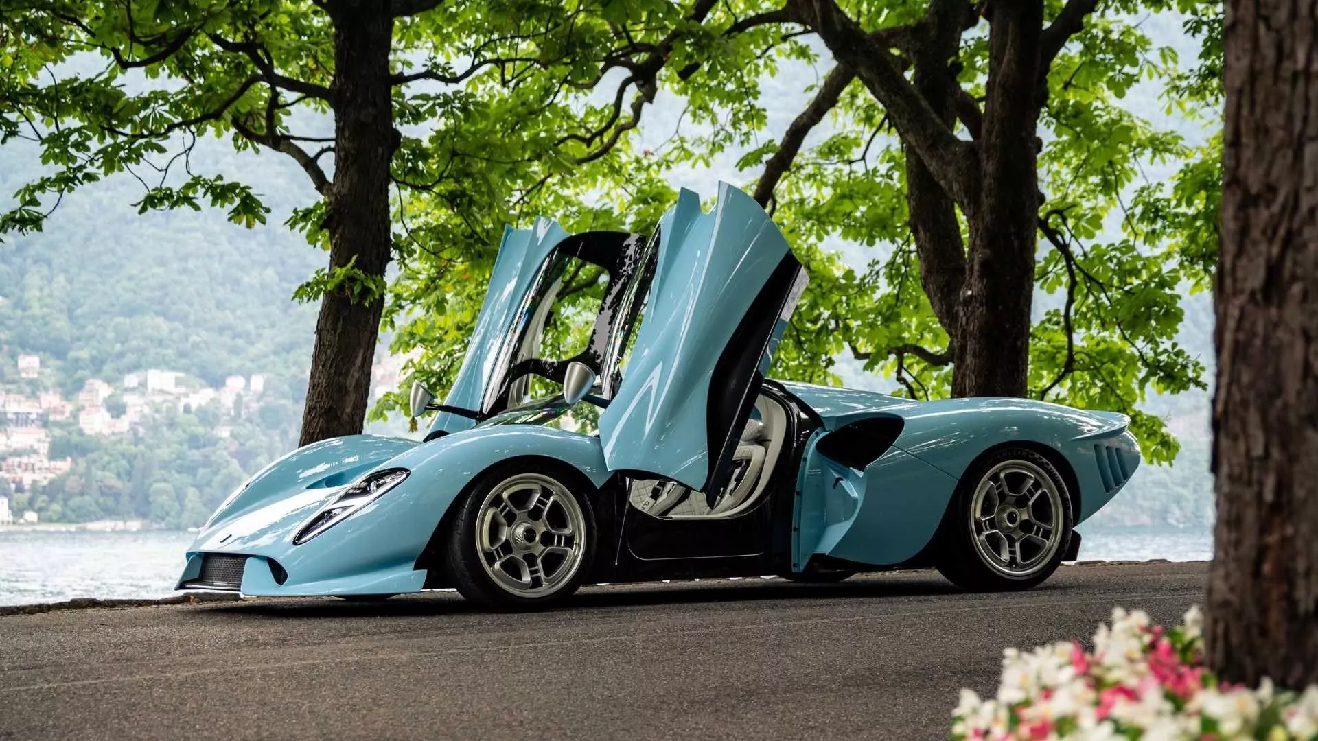 The De Tomaso P72 Extravaganza Is