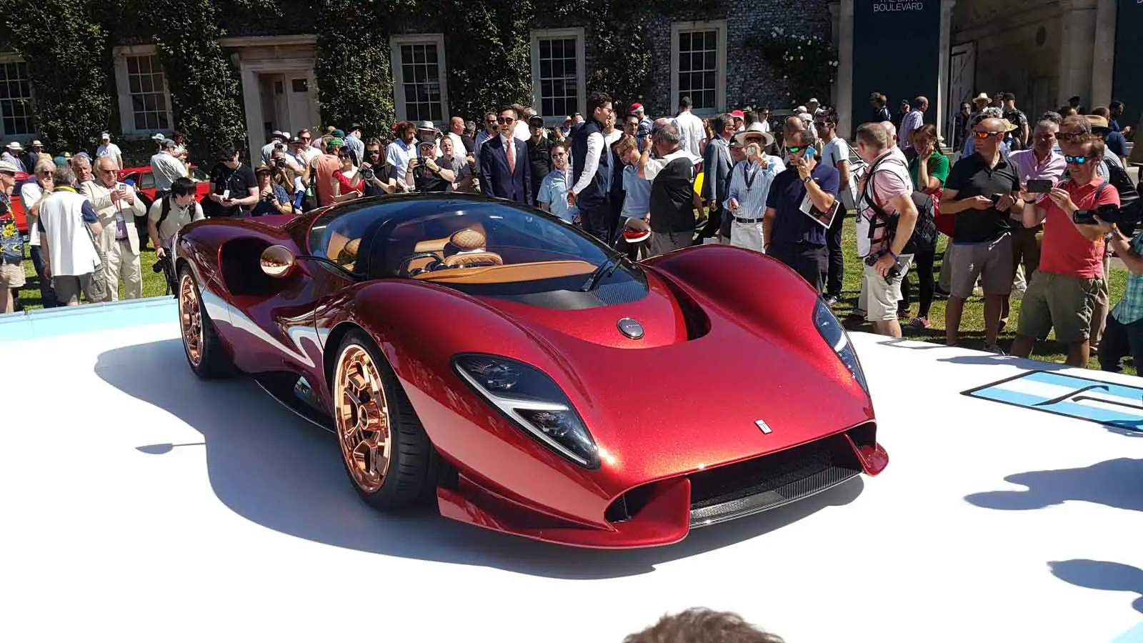 New De Tomaso P72 packs 700bhp Roush