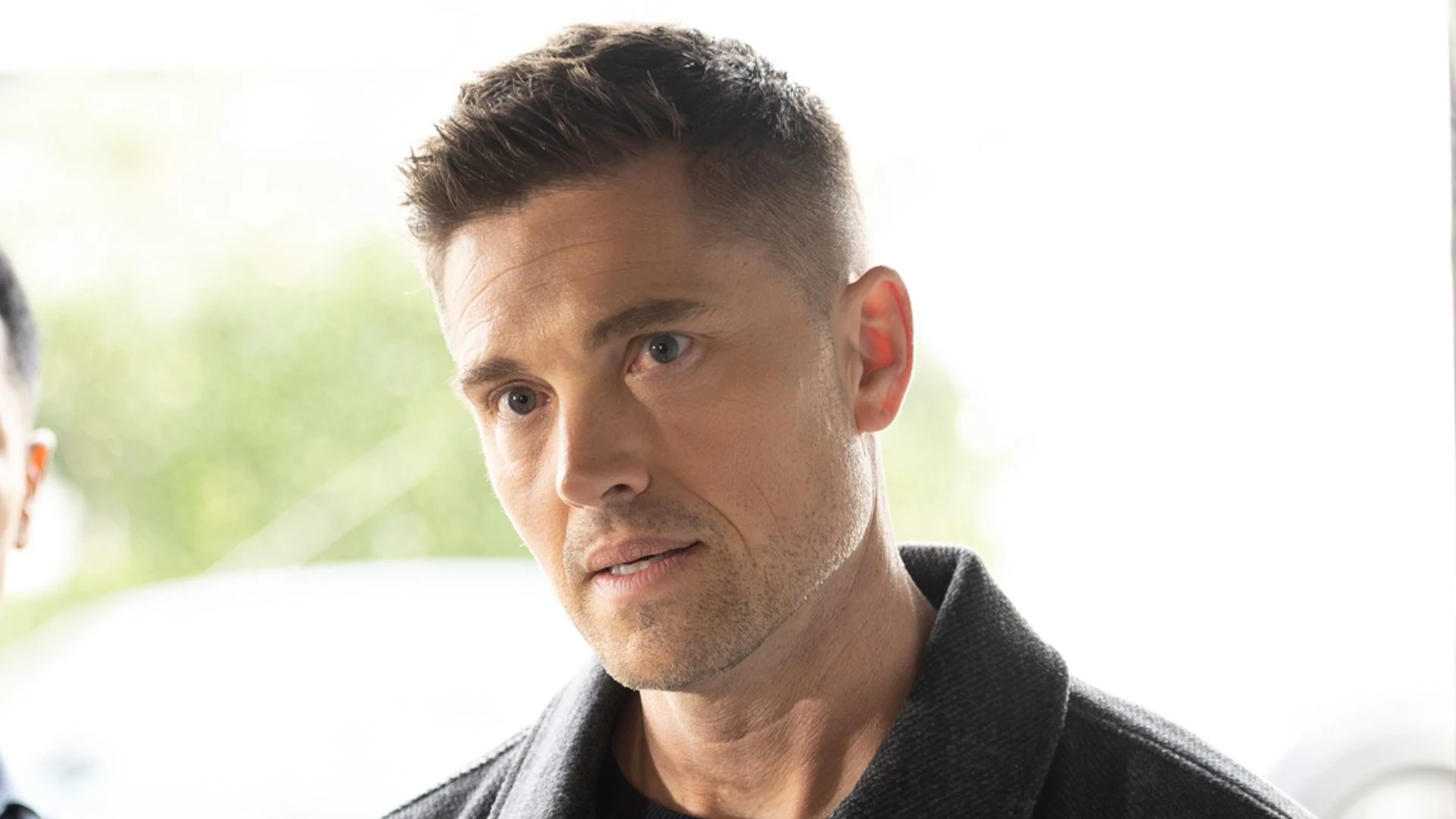The Rookie star Eric Winter has fans