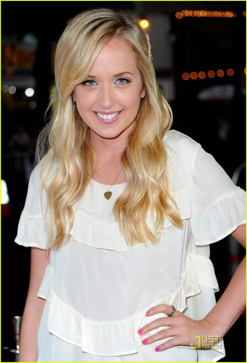 Photo 437526. Megan Park Picture