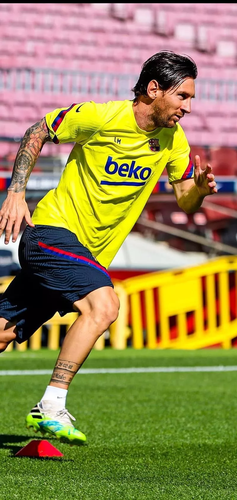 HD football training wallpaper