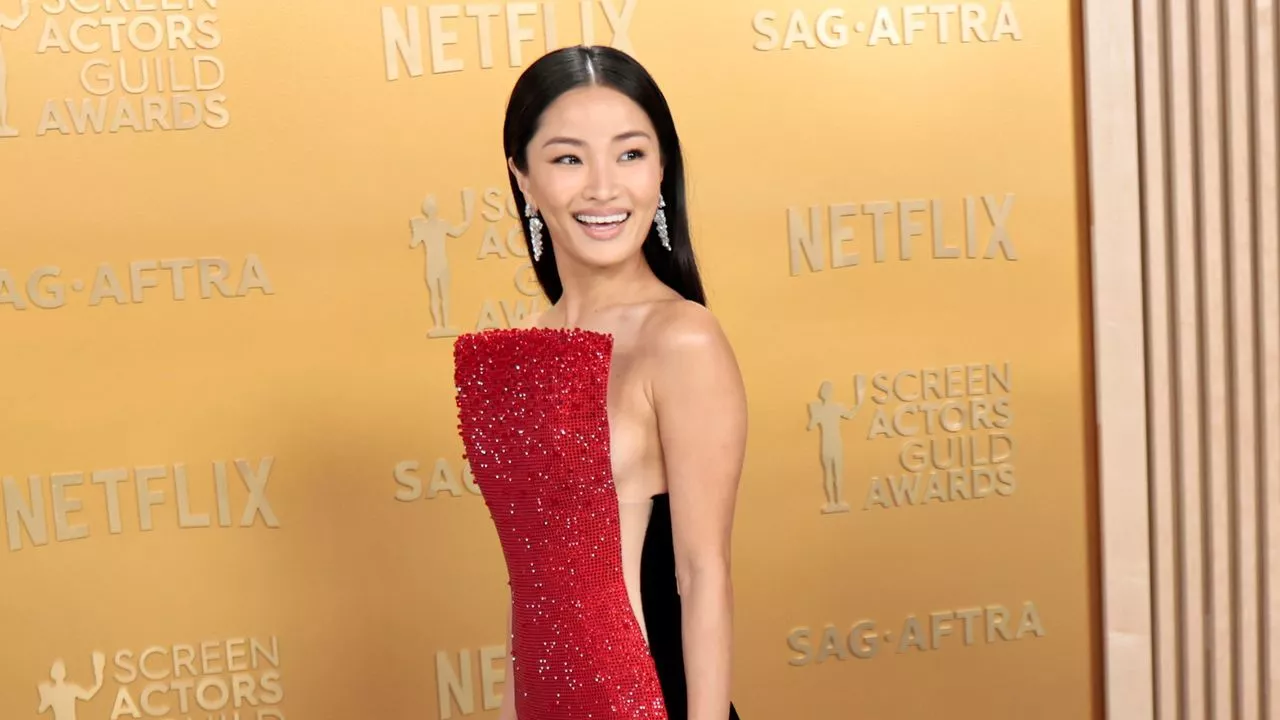 Anna Sawai's 2025 SAG Awards Red Carpet