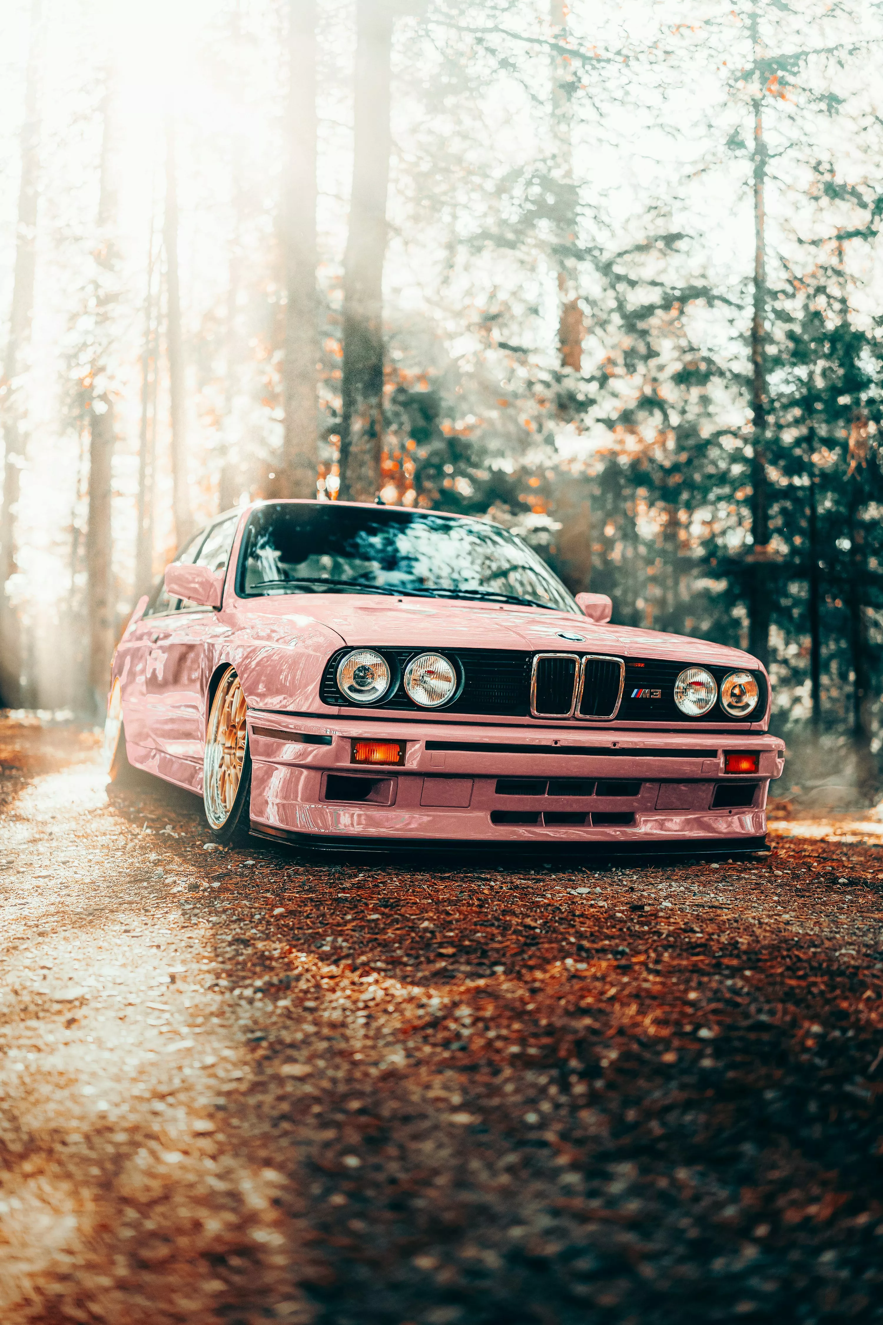 Pink Car Picture. Download Free
