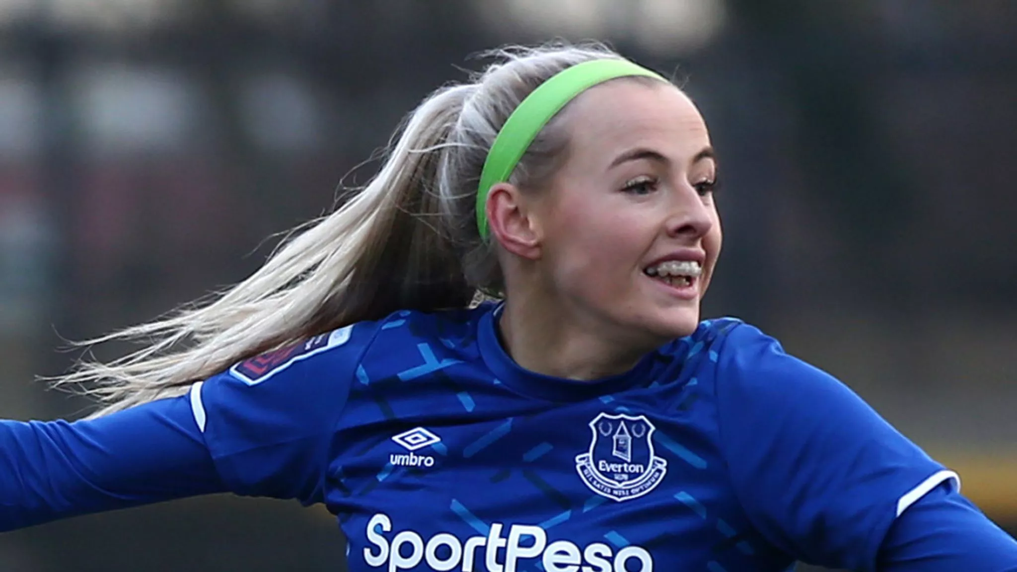 Chloe Kelly: Cage footballer to England