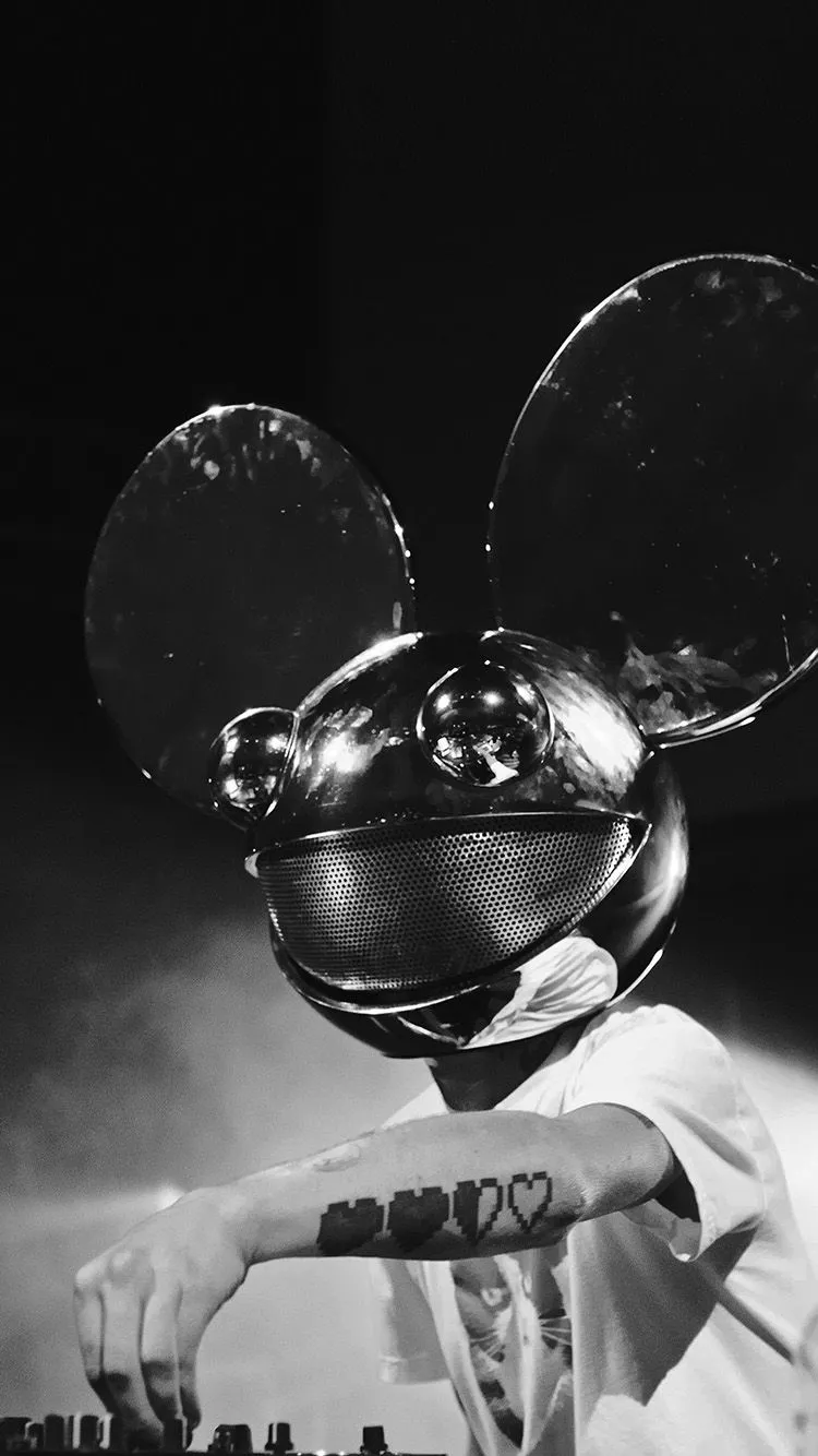 Deadmou5 Dj Music Party Dark Bw