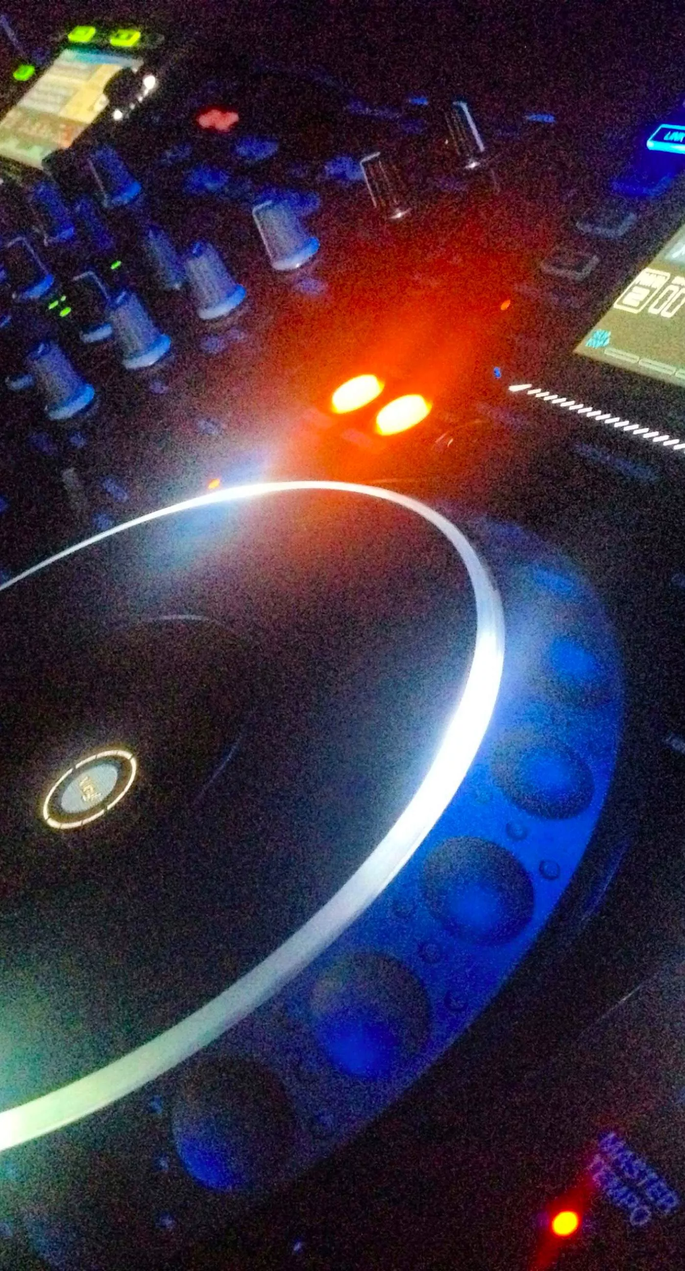 Cool DJ. wallpaper.sc iPhone8Plus