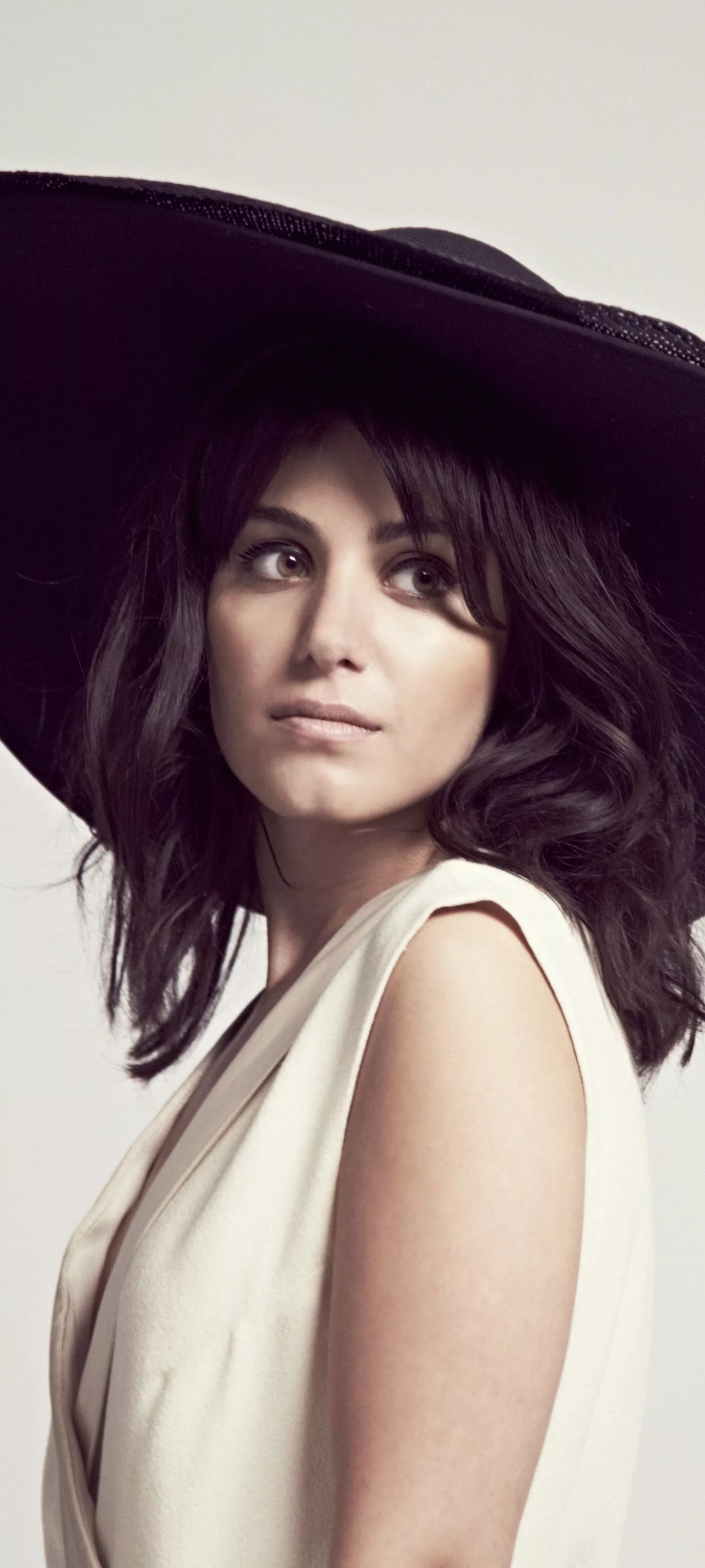 Katie Melua Phone Wallpaper