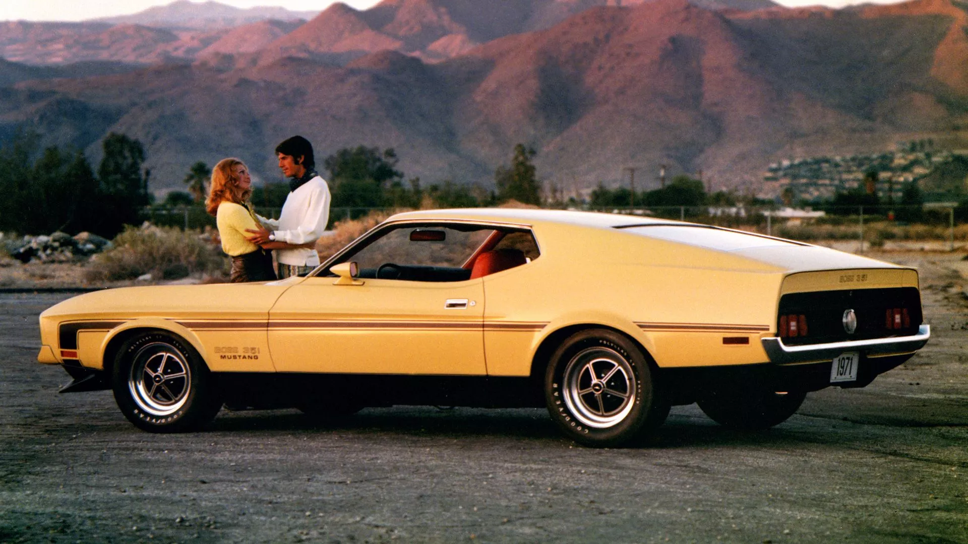 Download Vehicle 1971 Ford Mustang Boss