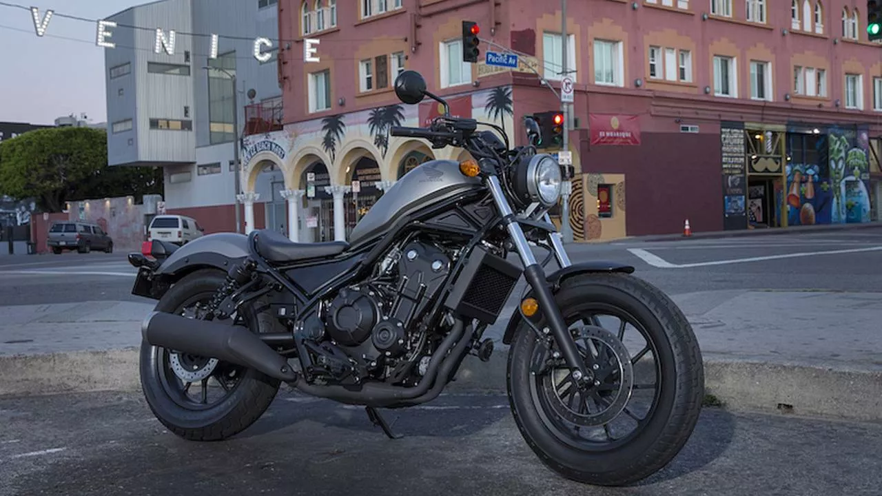 Honda Rebel 300 and Rebel 500