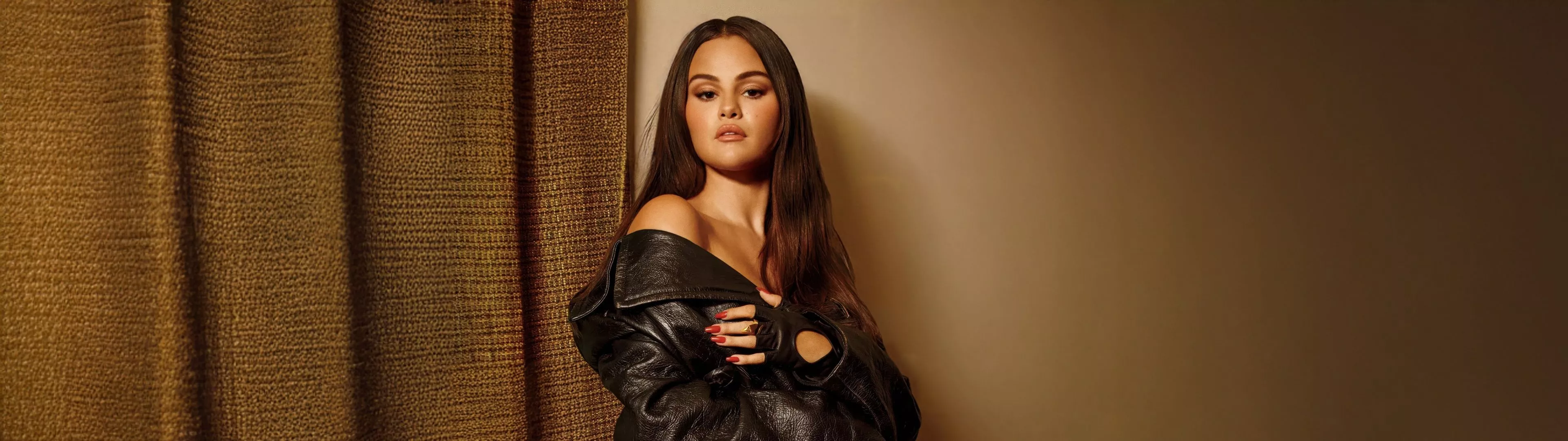 Selena Gomez Wallpaper 4K, Vanity Fair