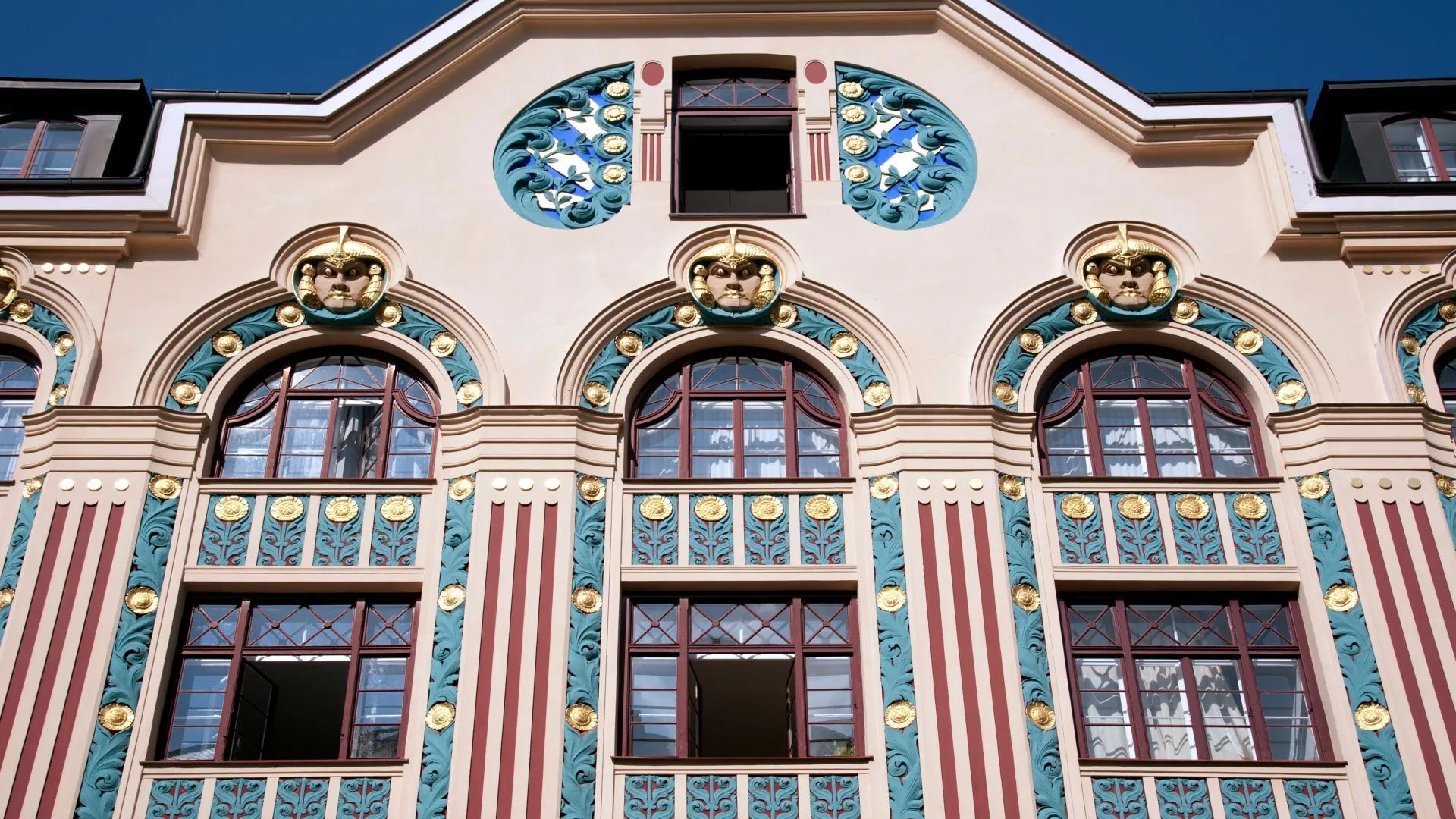 German Art Nouveau Centres Not to Be