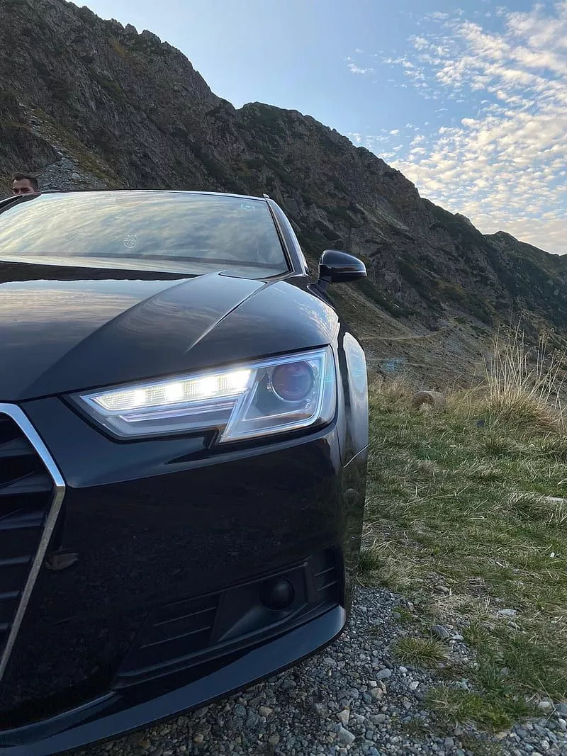 HD audi a4 b9 wallpaper