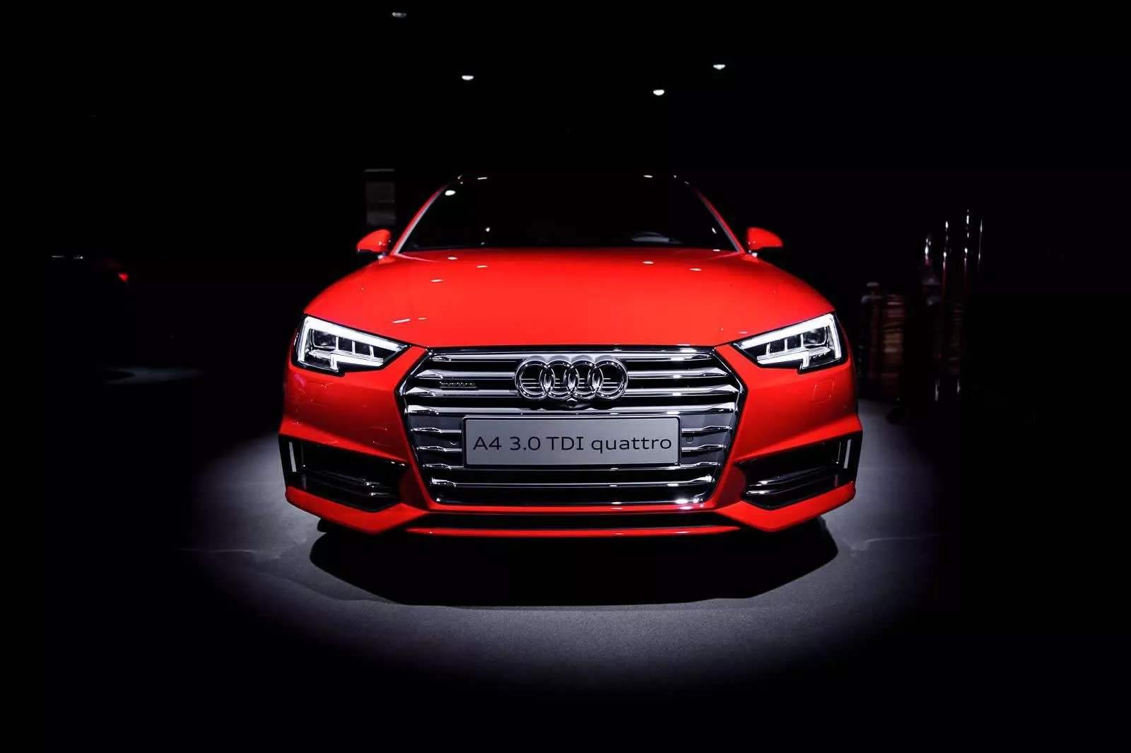 Audi A4 Avant gets detailed in new