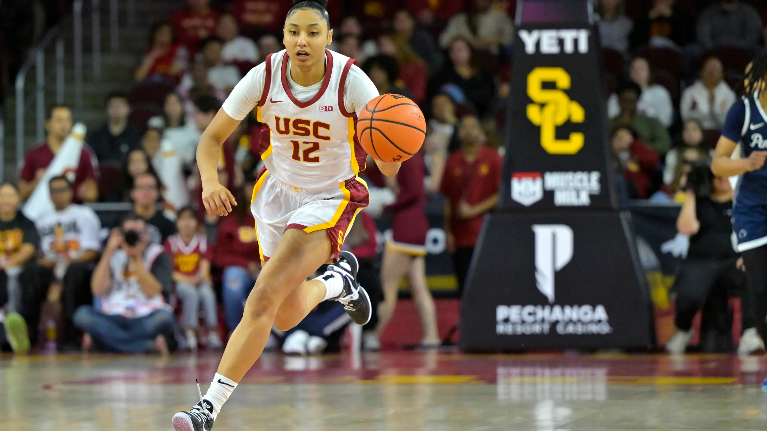 JuJu Watkins and No. 4 USC try to bring