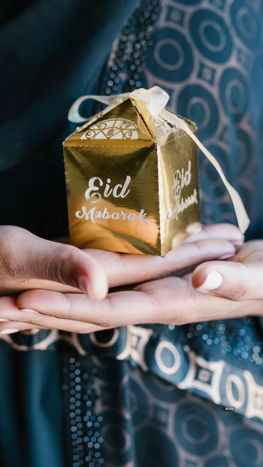 Eid Mubarak wishes, quotes, wallpaper