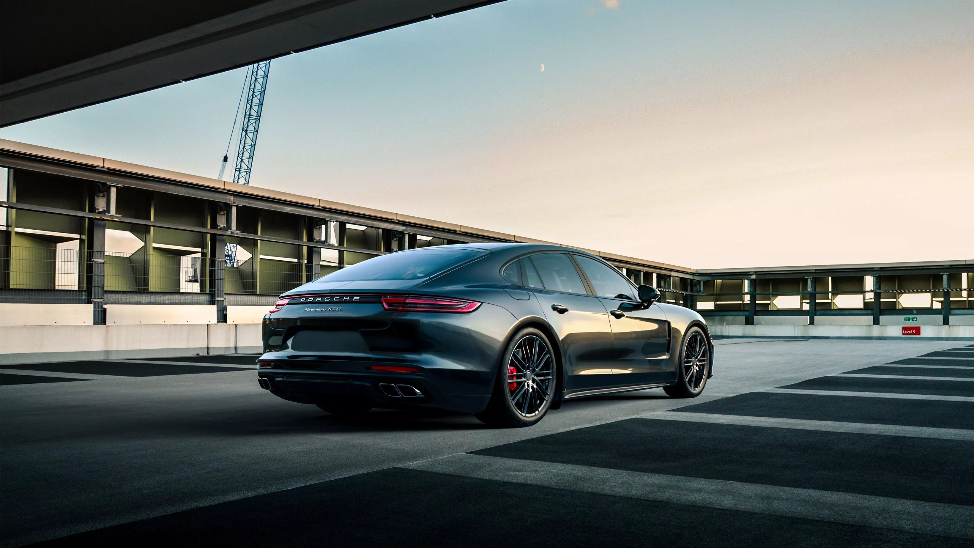 Porsche Panamera Turbo 4k