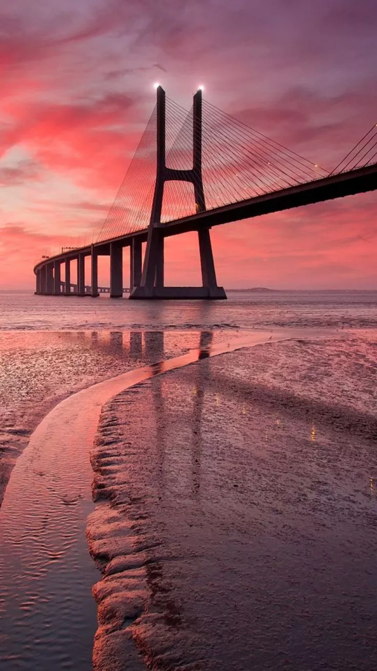 Vasco Da Gama Bridge Sunset 4K Ultra HD Mobile Wallpaper for iPhone & Android