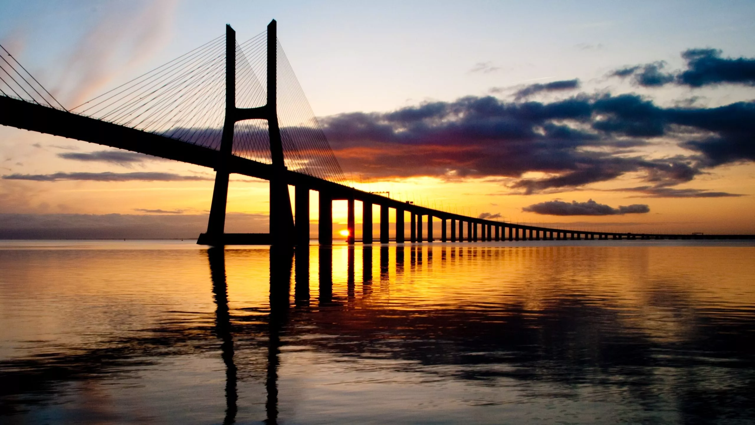 Vasco Da Gama Bridge wallpaper