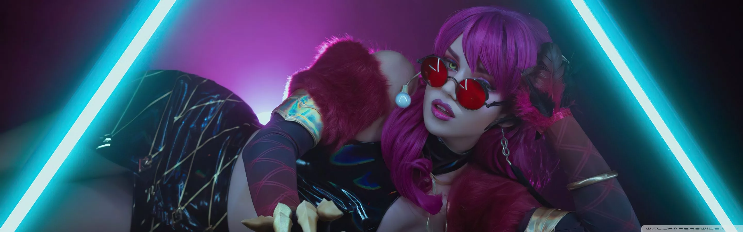 Gamer Girl Ultra HD Wallpaper for 4K