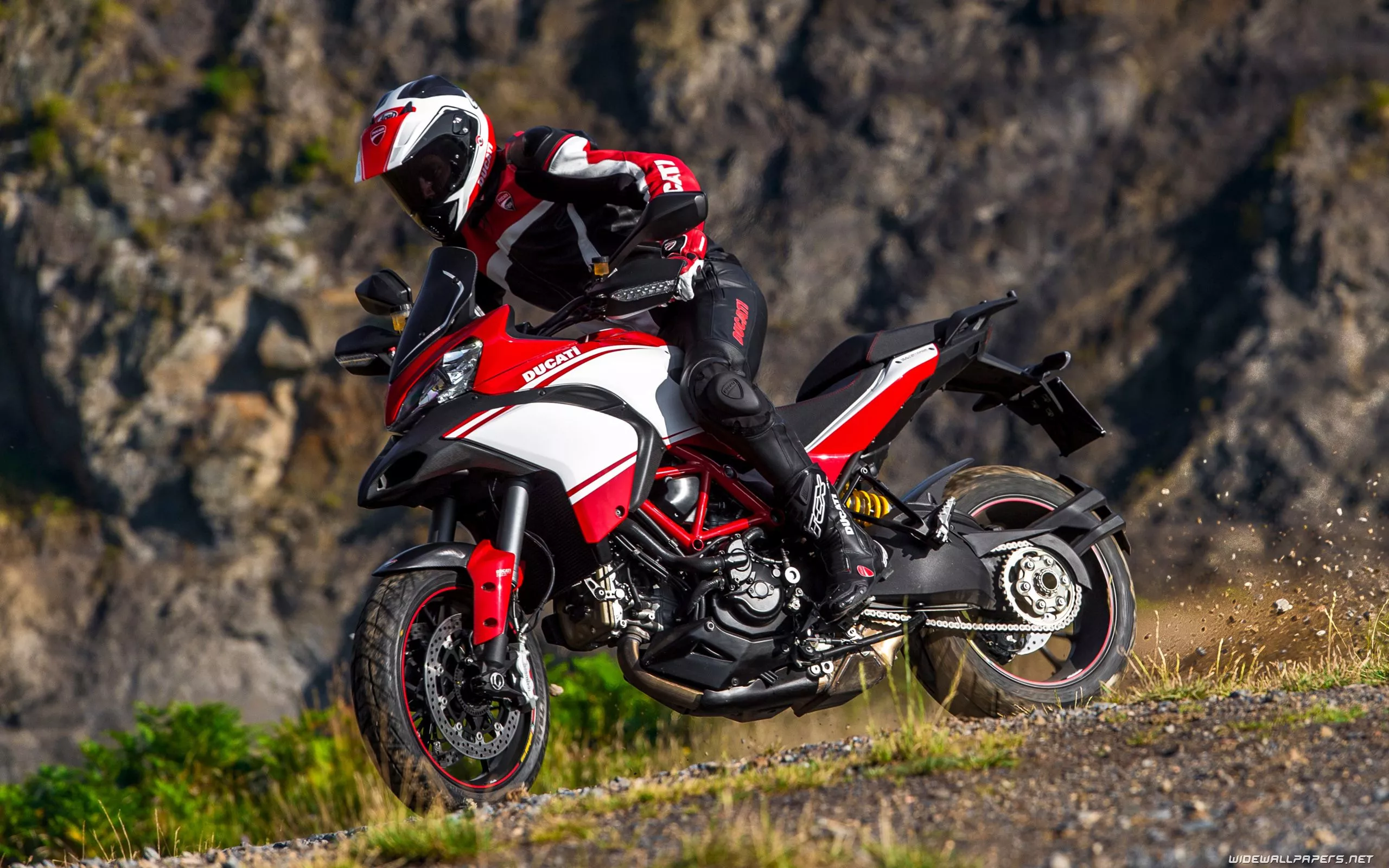 Ducati Multistrada 1200 S Touring