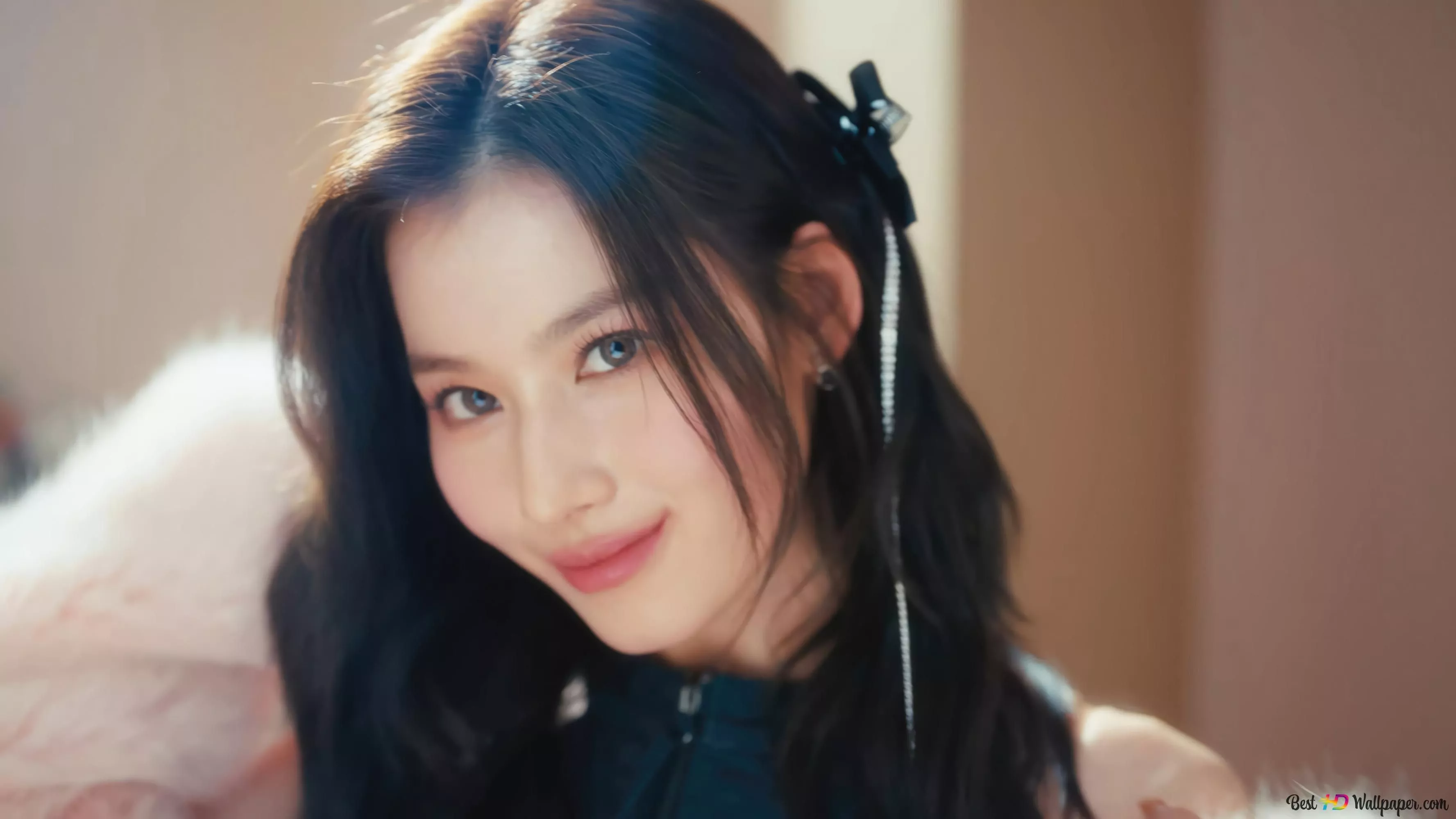 Set Me Free MV Shoot 4K wallpaper download