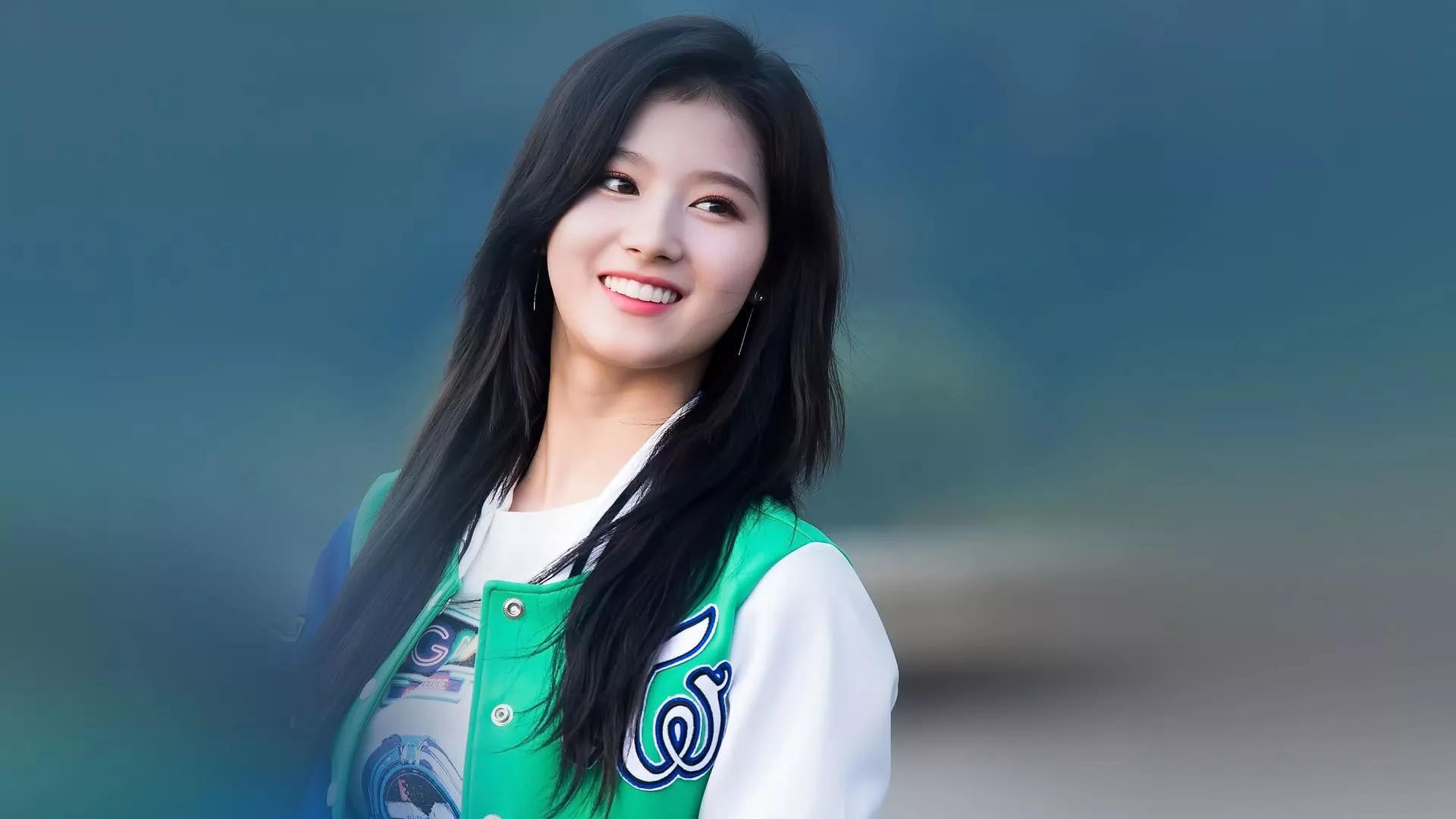 Twice Sana Wallpaper