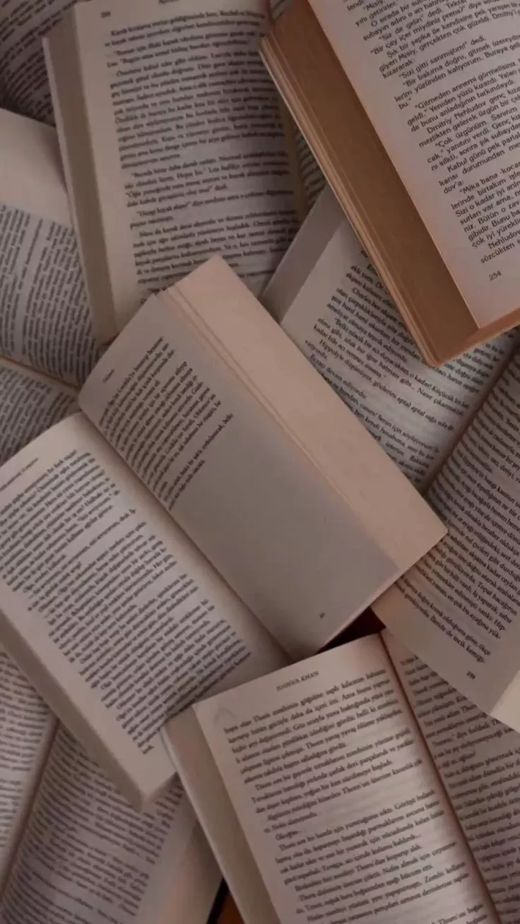 cute books booktok book wallpaper ideas