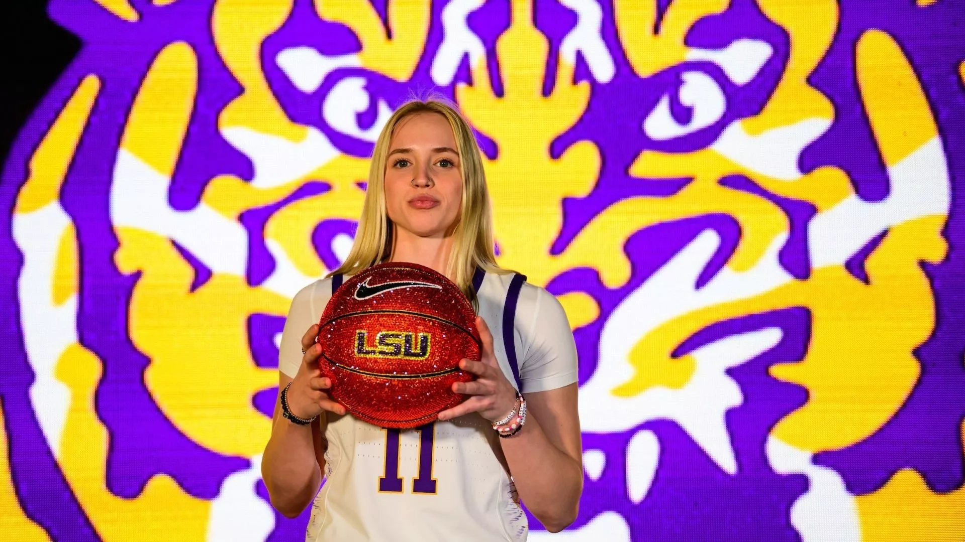 Hailey Van Lith To LSU!