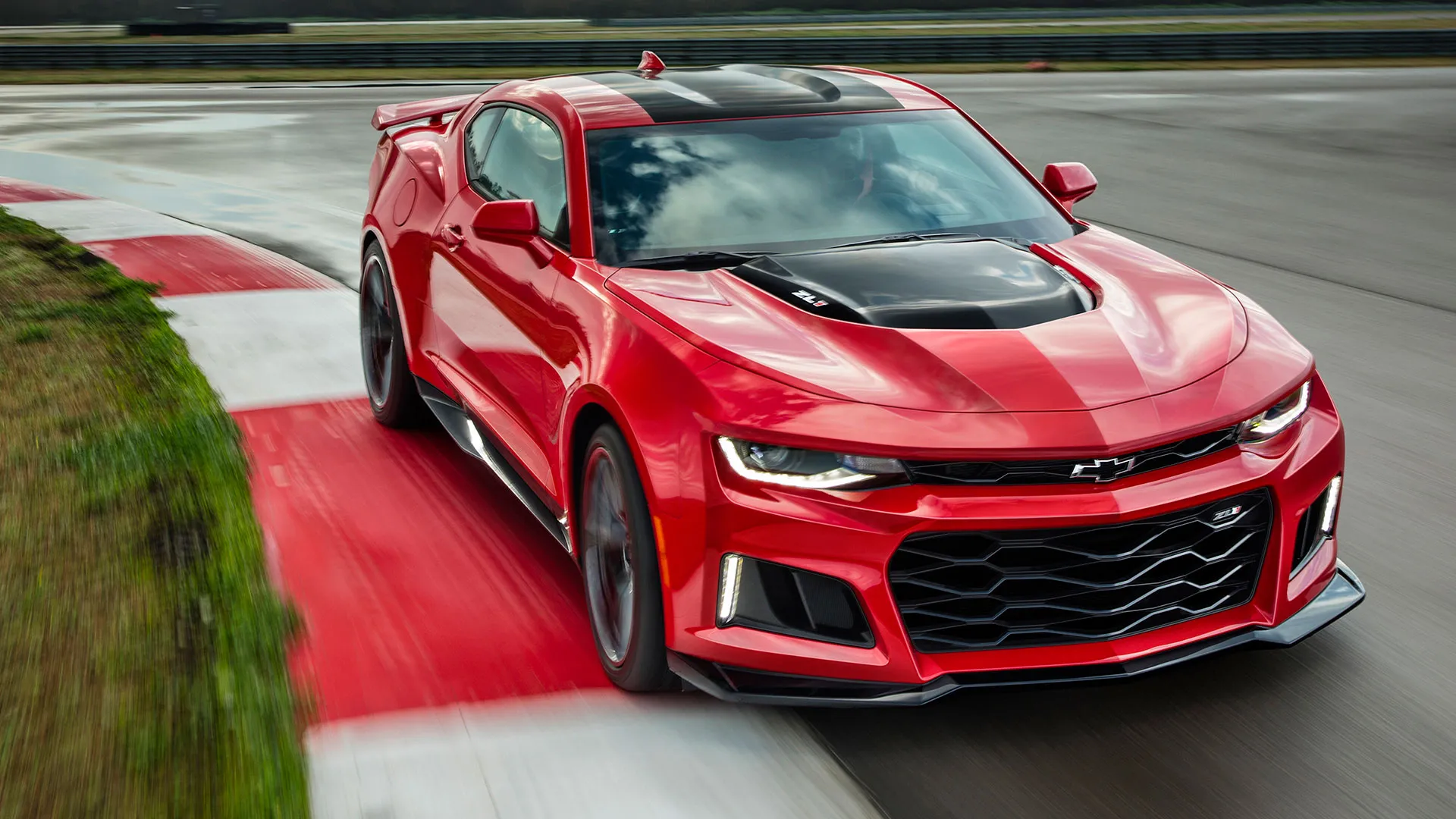 Did the 2017 Chevrolet Camaro ZL1 Set a