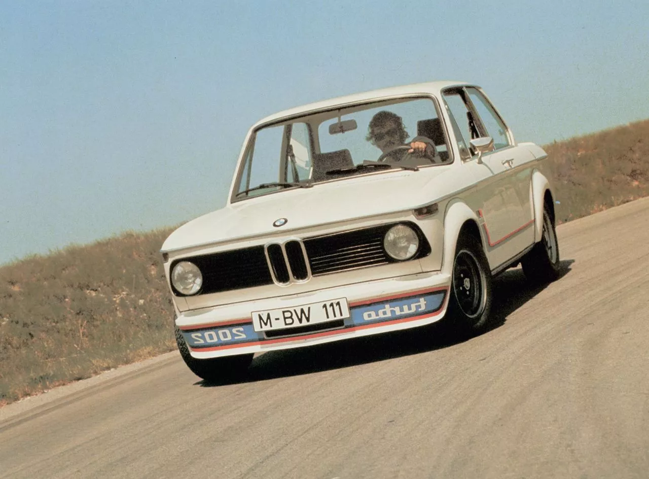 BMW 2002 Turbo Wallpaper HD
