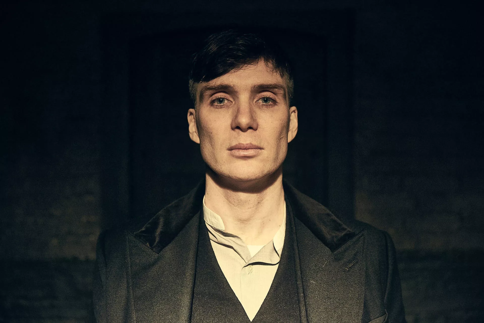 Tommy Shelby 4k Full Frontal Wallpaper