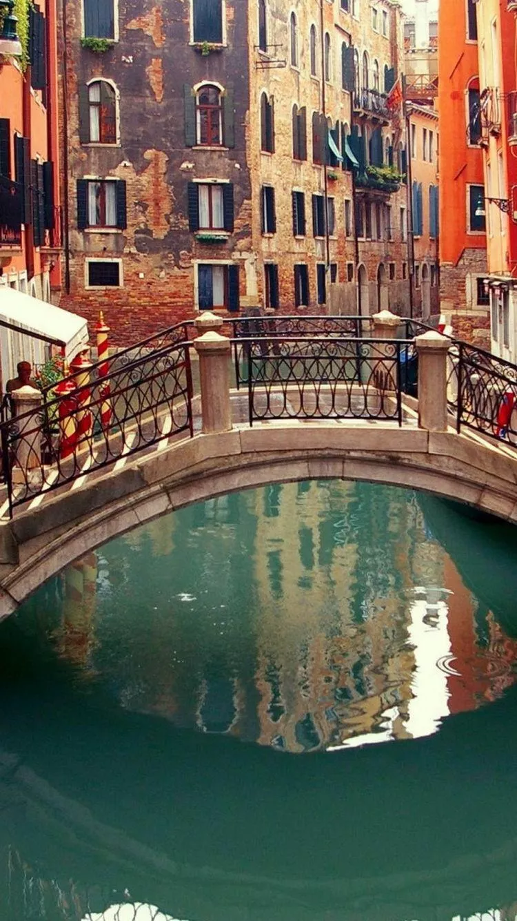 Venice iPhone Wallpaper Free