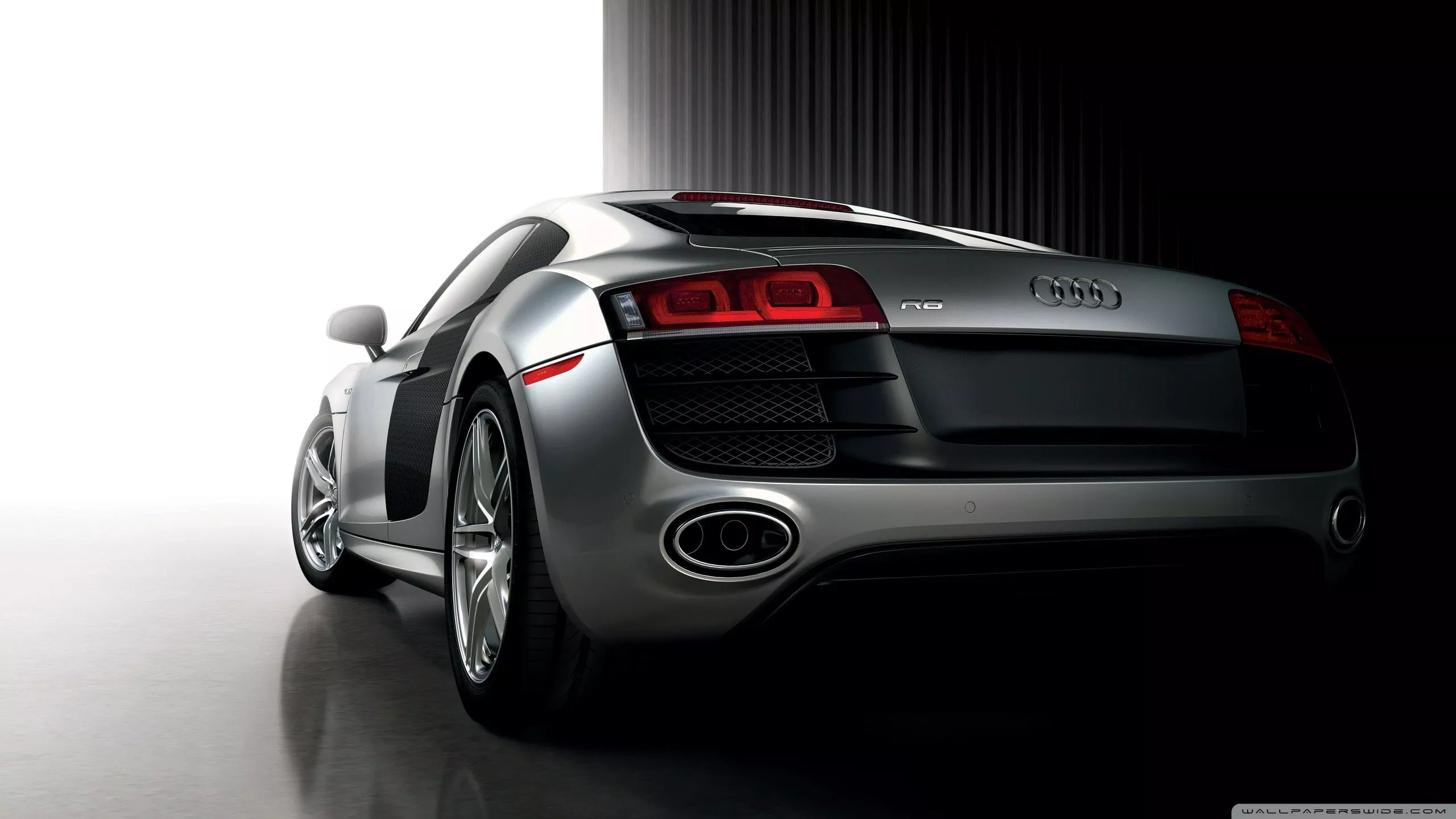 Audi R8 Ultra HD Wallpaper for 4K UHD