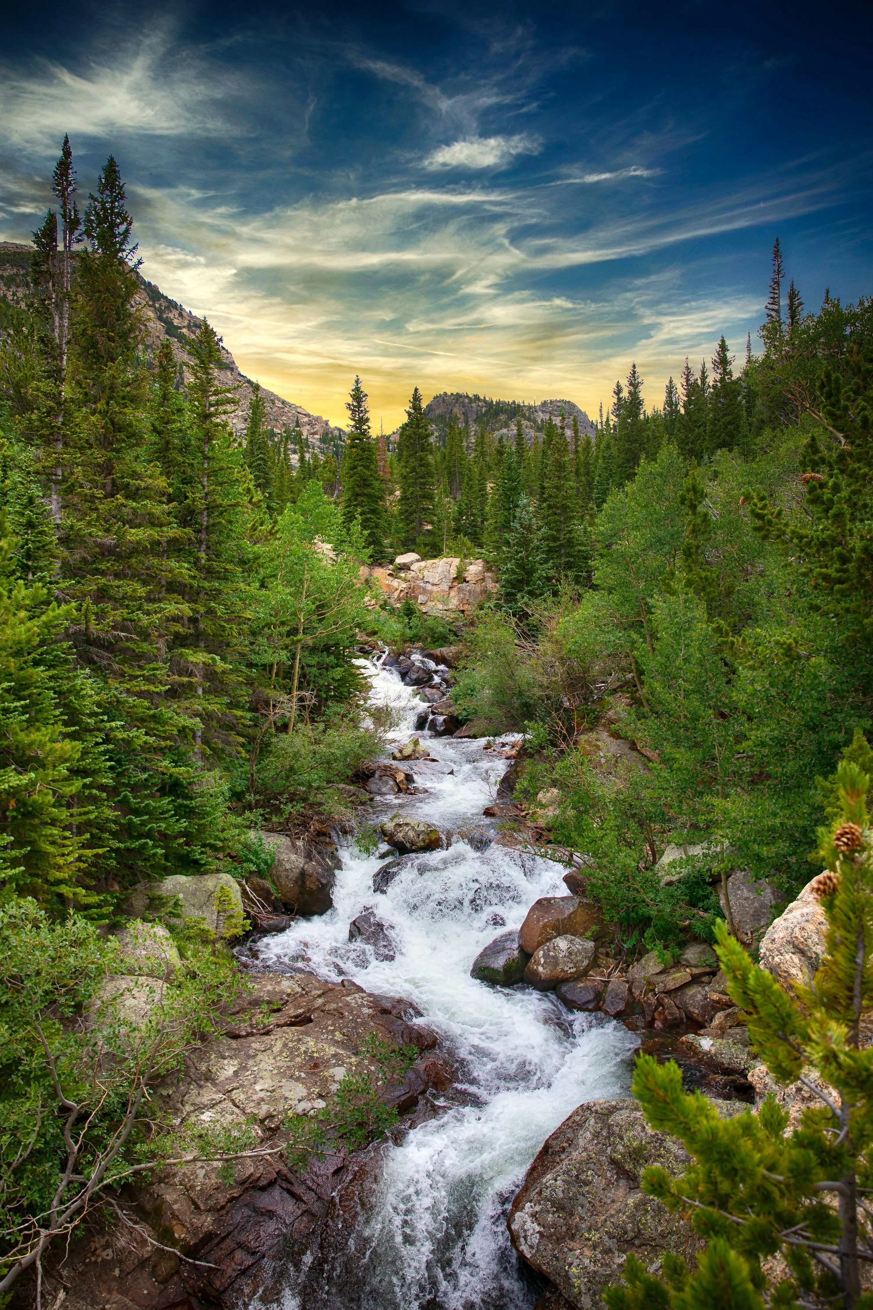 Mountain River Picture