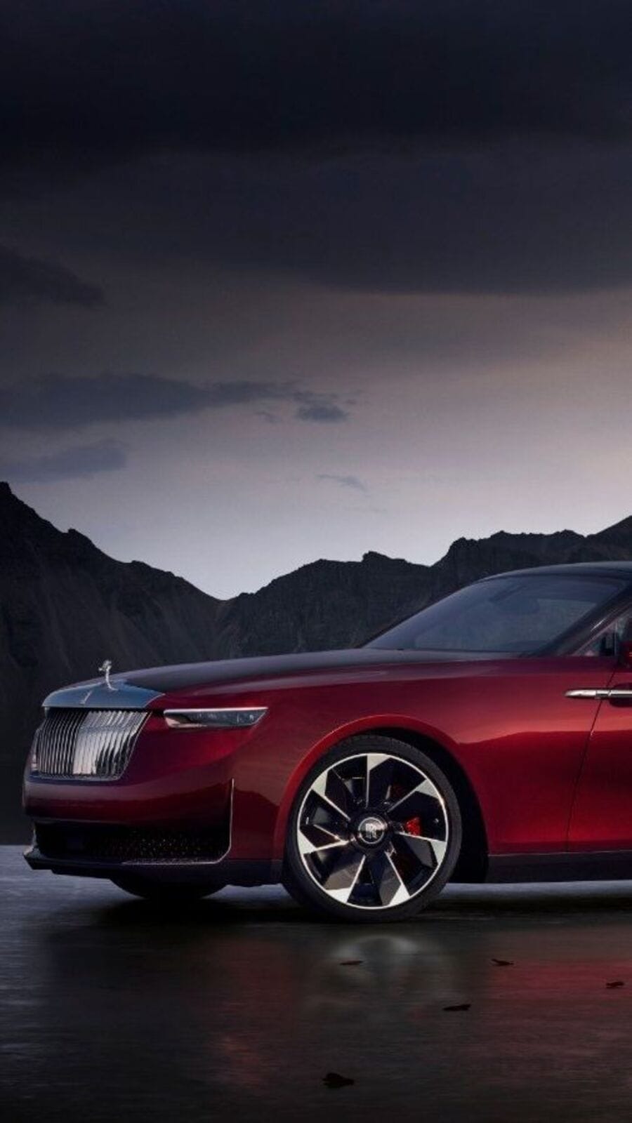 Rolls Royce La Rose Noire Droptail