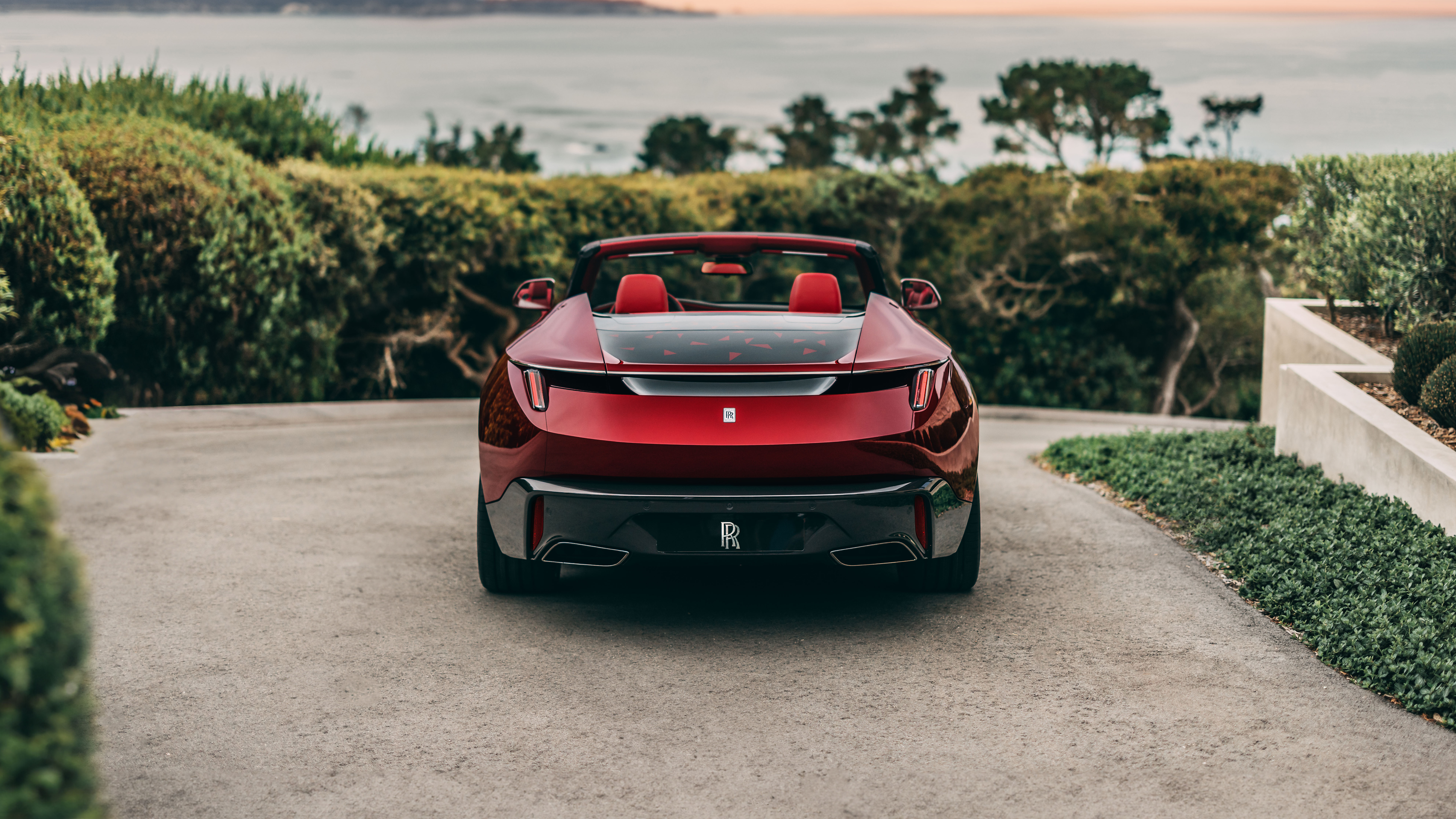 Rolls Royce La Rose Noire Droptail