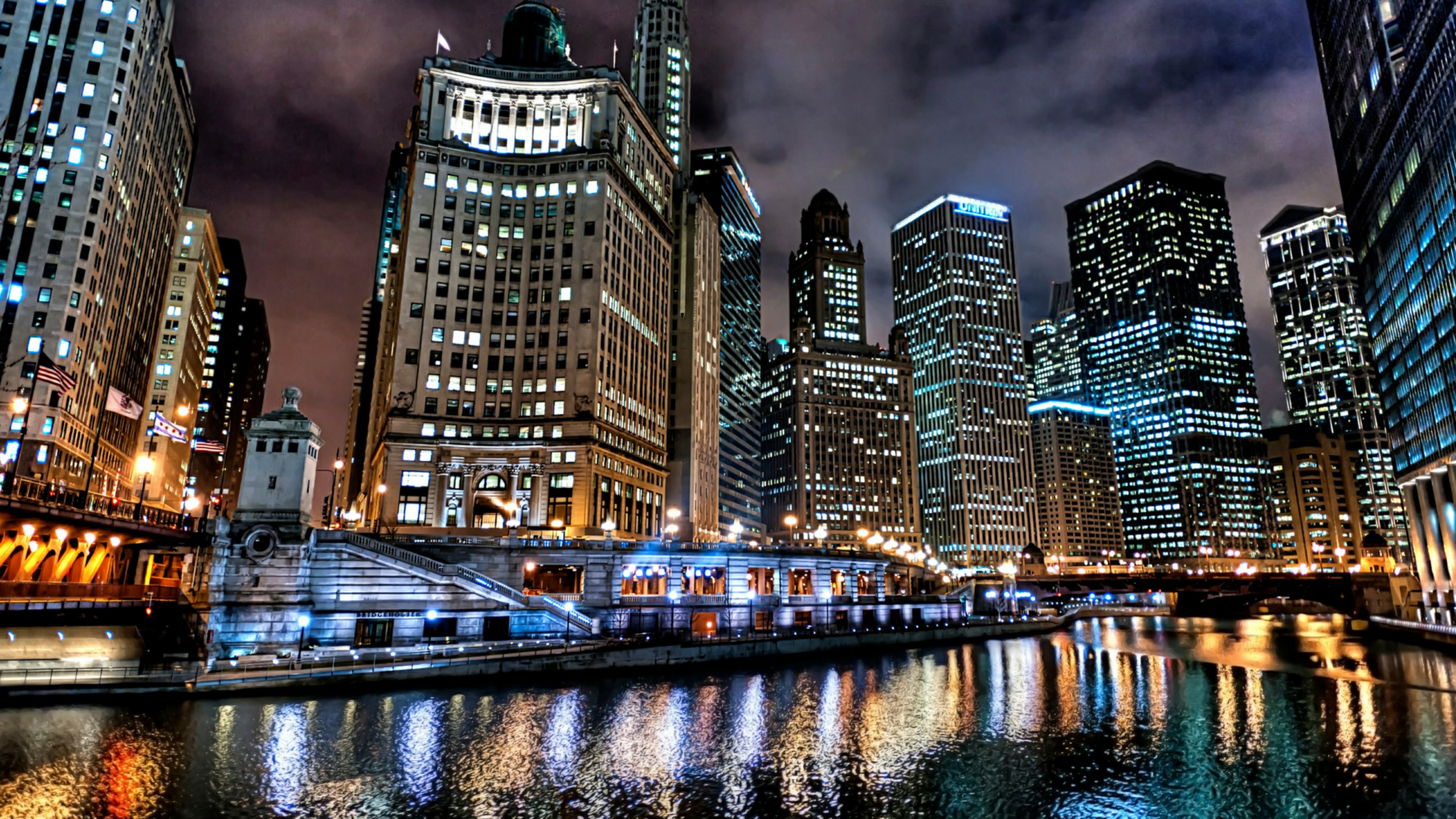 Chicago skyline at night