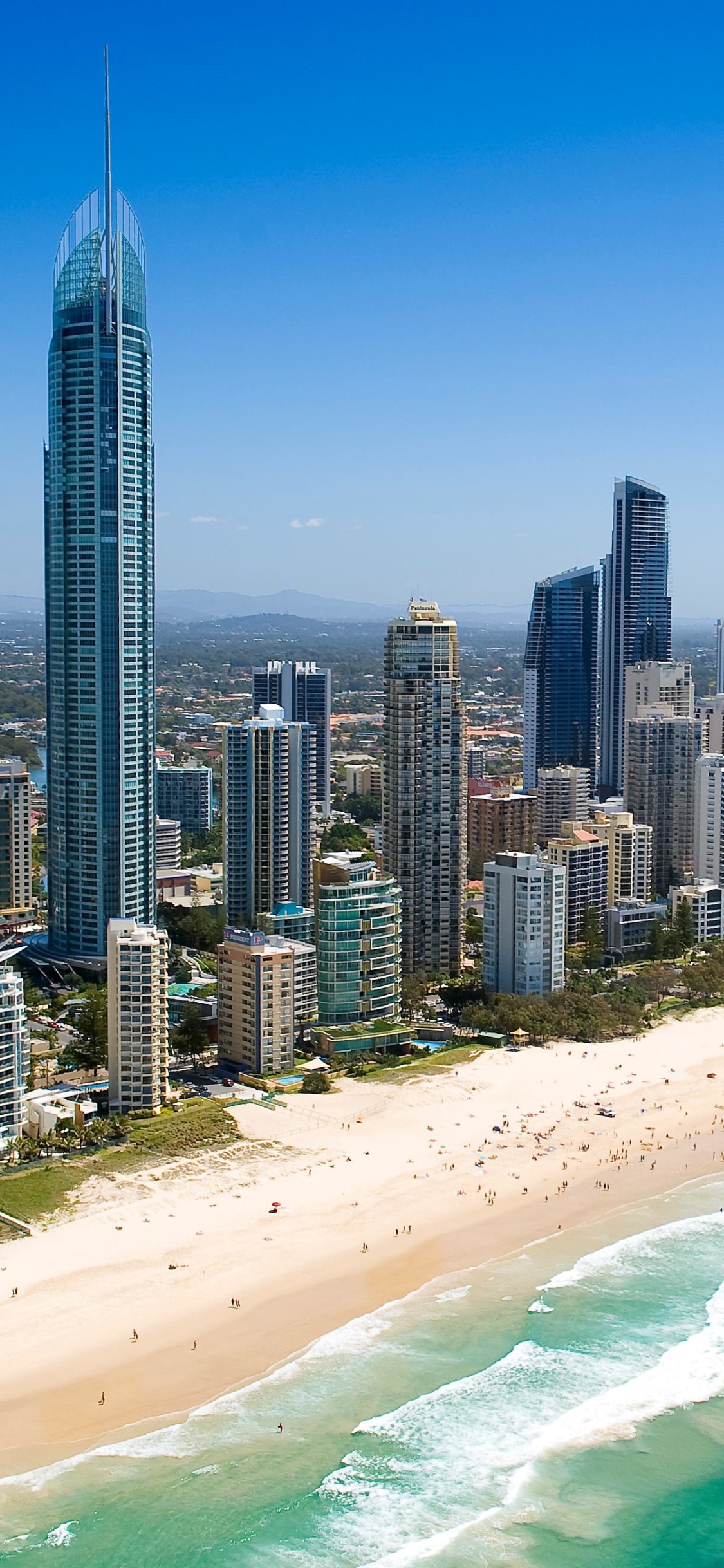 Download Surfers Paradise wallpaper