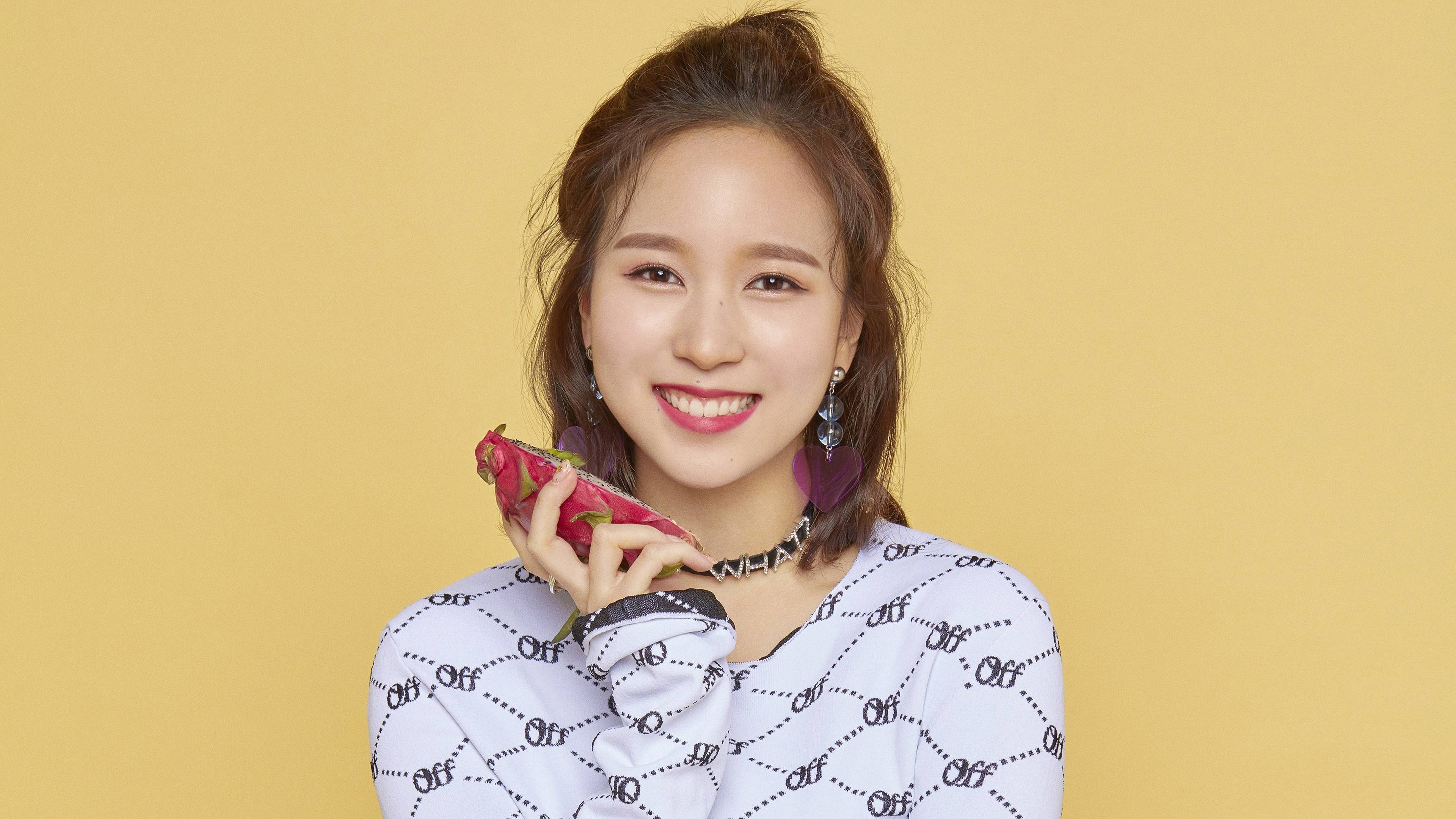 Mina (TWICE) Wallpaper (
