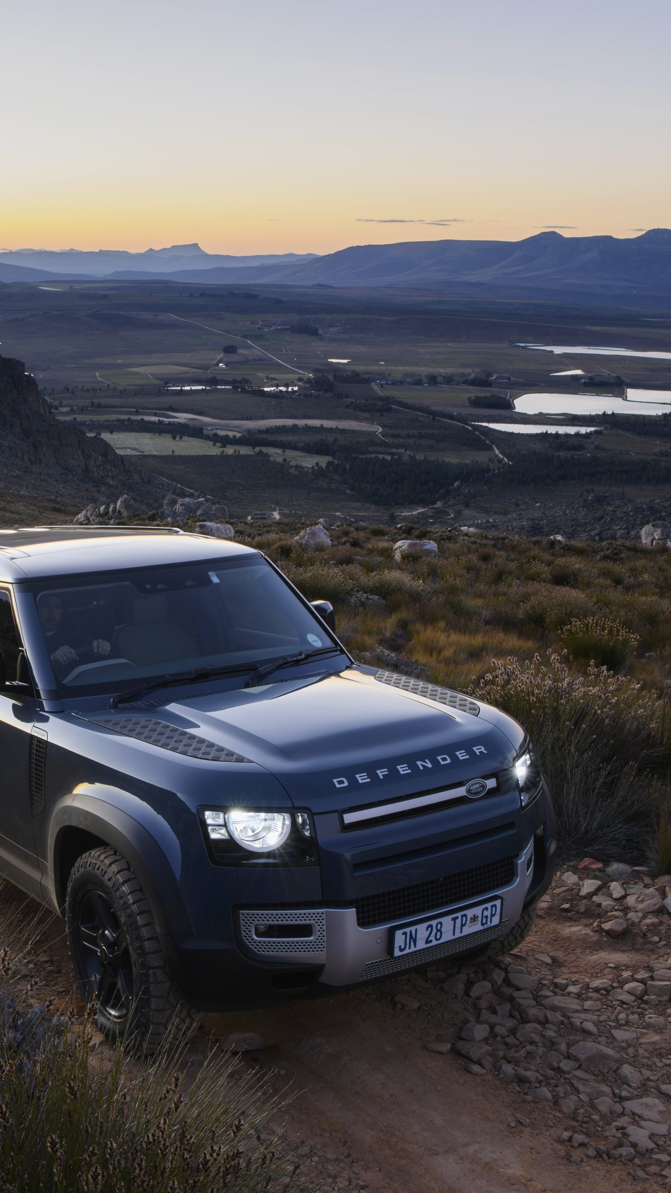 Land Rover Defender Wallpaper