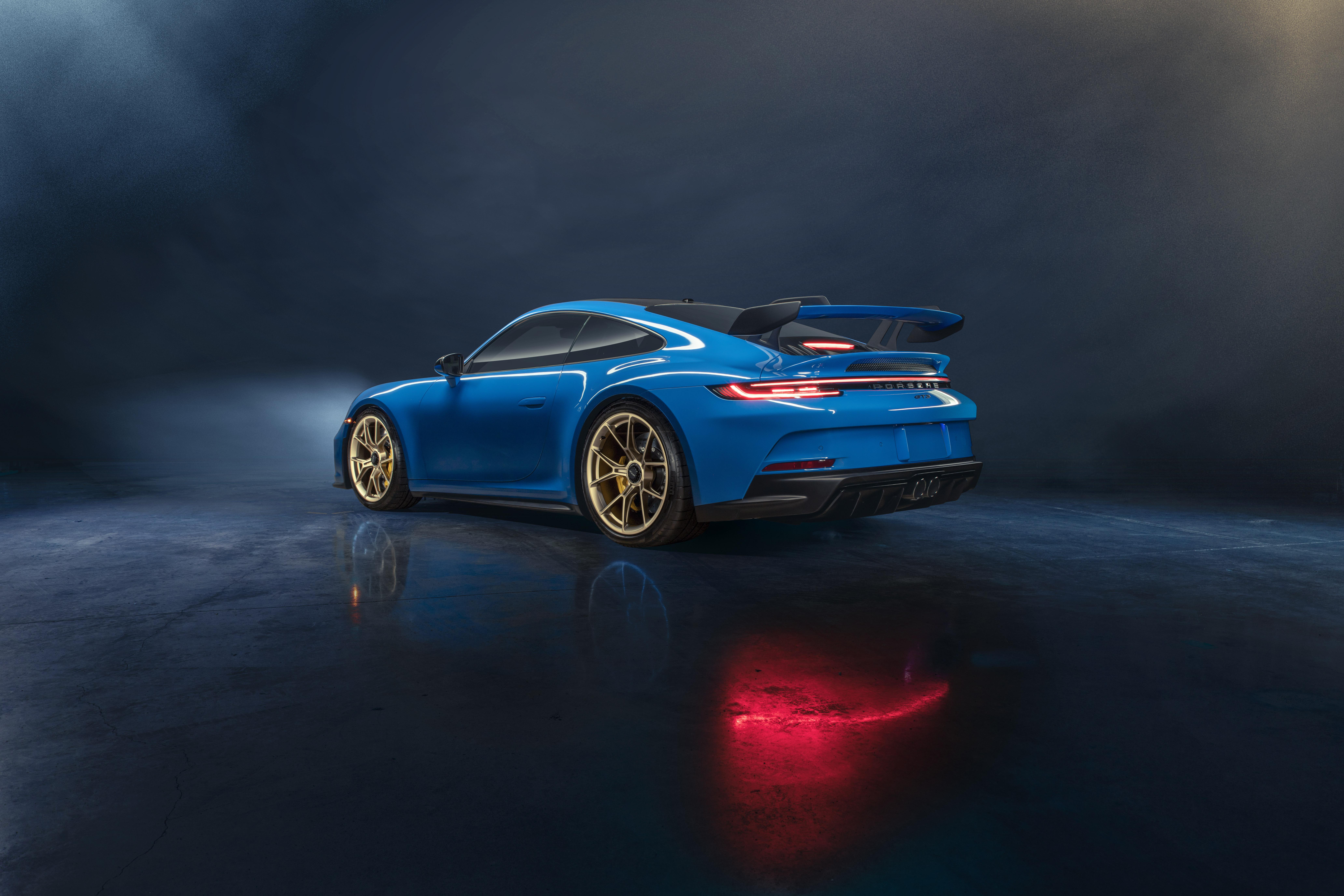 GT3 in shark blue painted