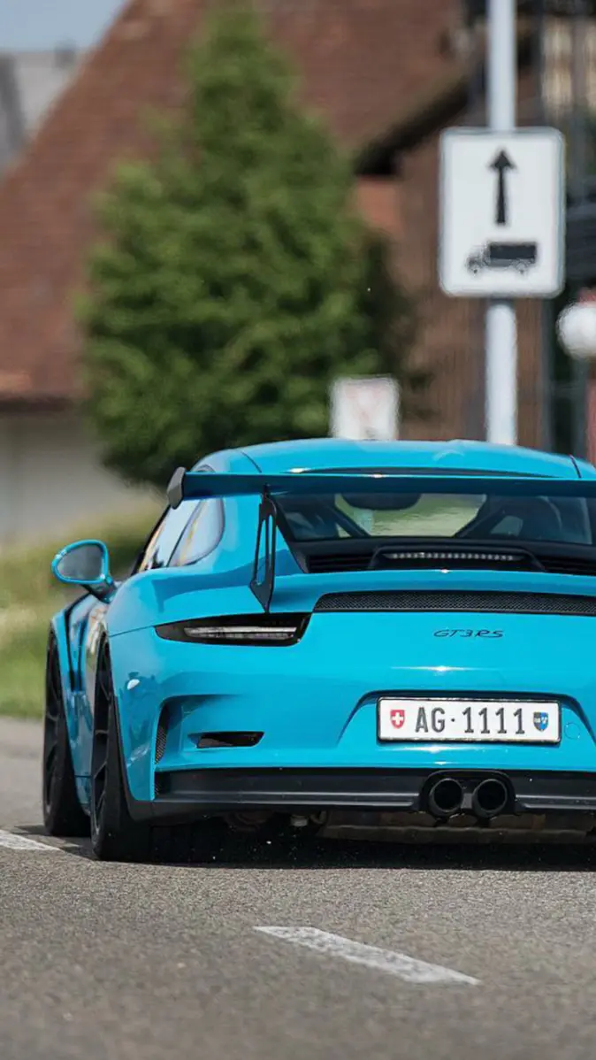 Blue Porsche GT3RS wallpaper