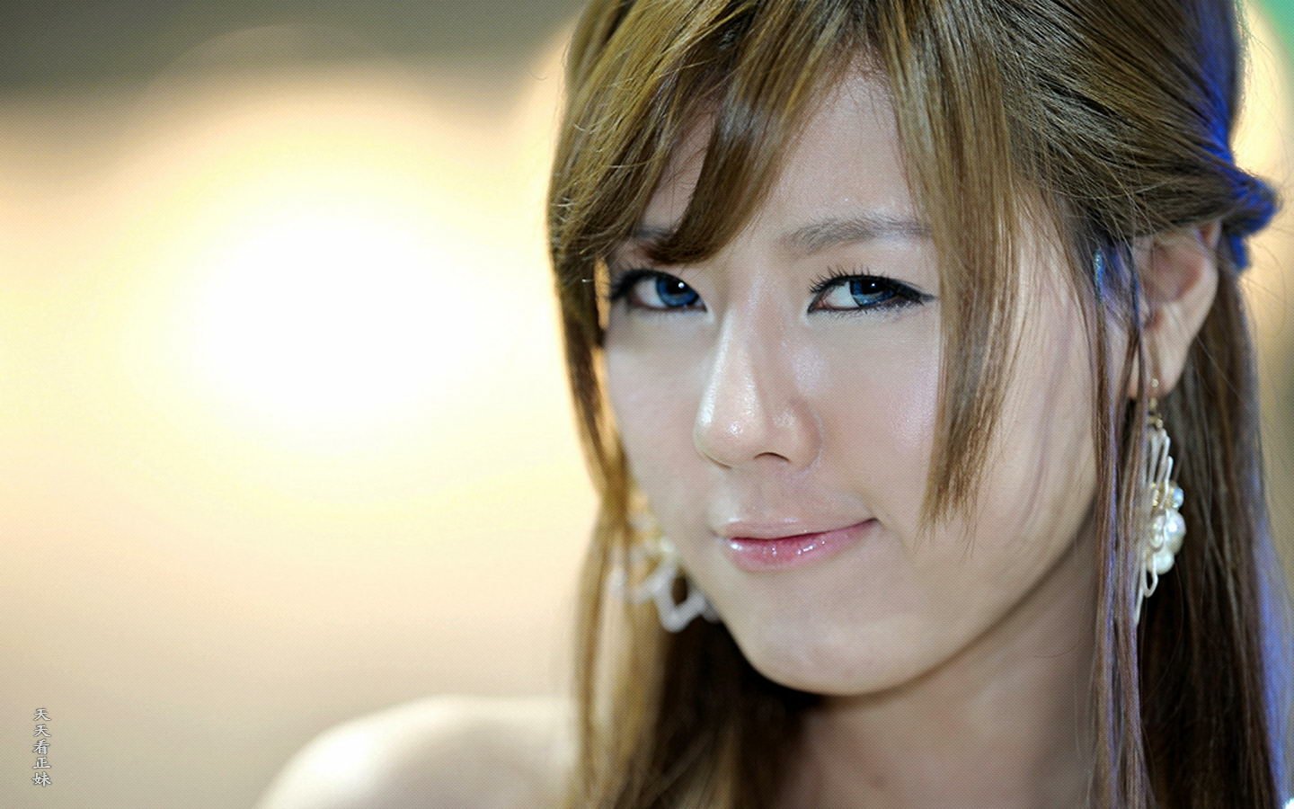 Highlighting Hwang Mi Hee: A Stunning