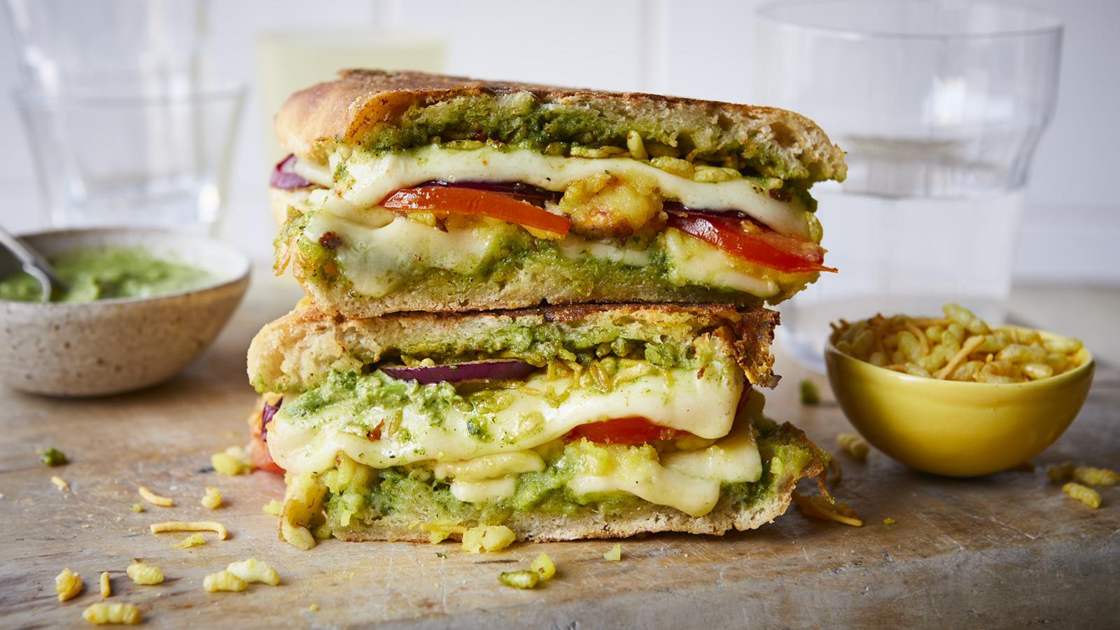 Garlic bread Bombay sandwiches recipe
