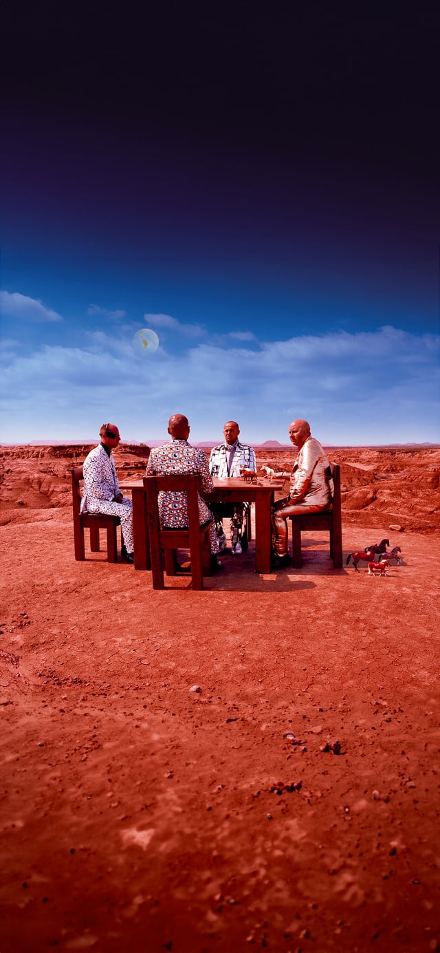 I expanded the Muse album cover image