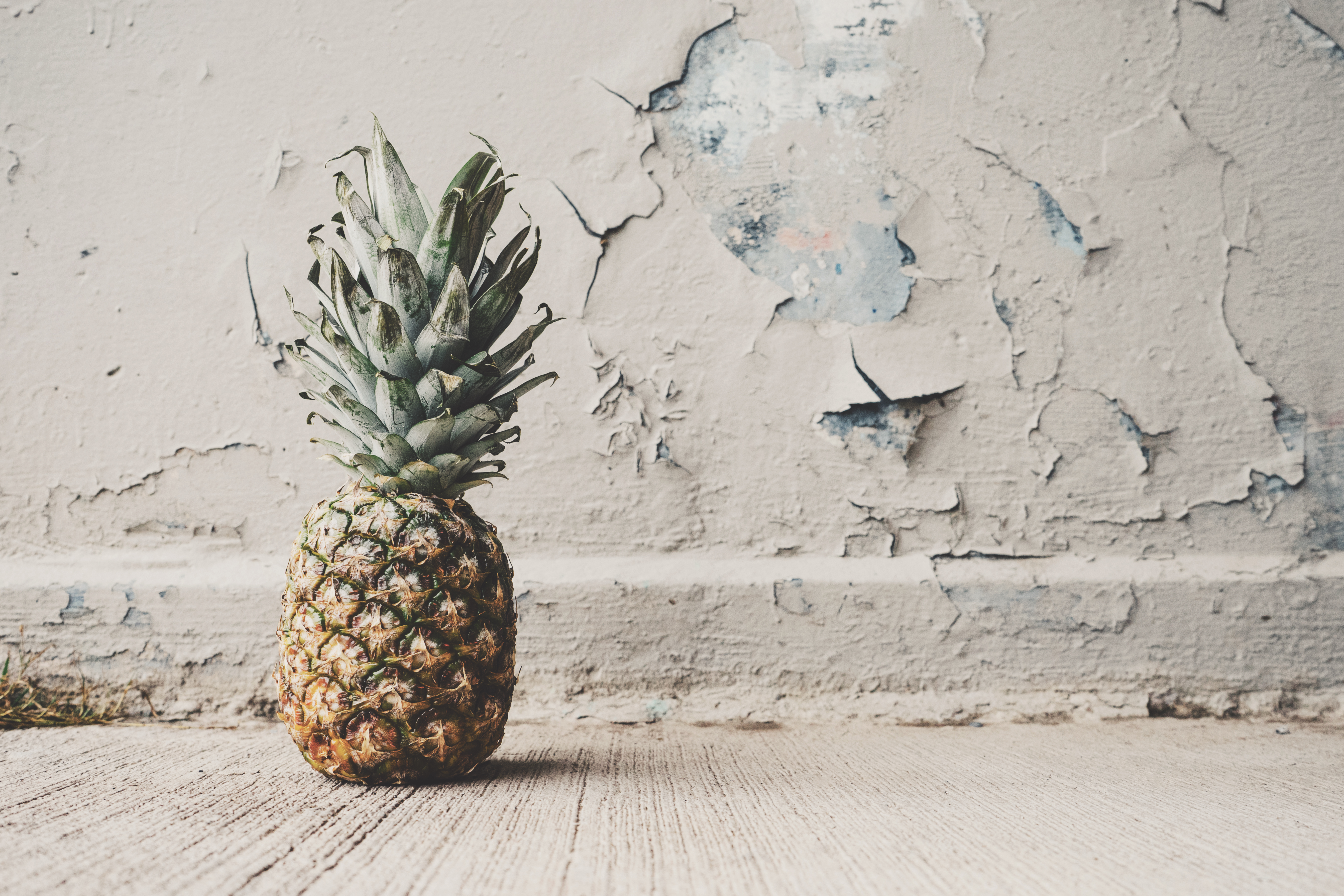 HD Desktop Background With a pineapple